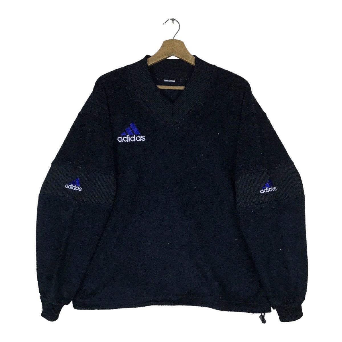 Adidas Adidas Mini Logo V Neck Pullover Jumper Sweatshirt Size US L / EU 52-54 / 3 - 4 Thumbnail