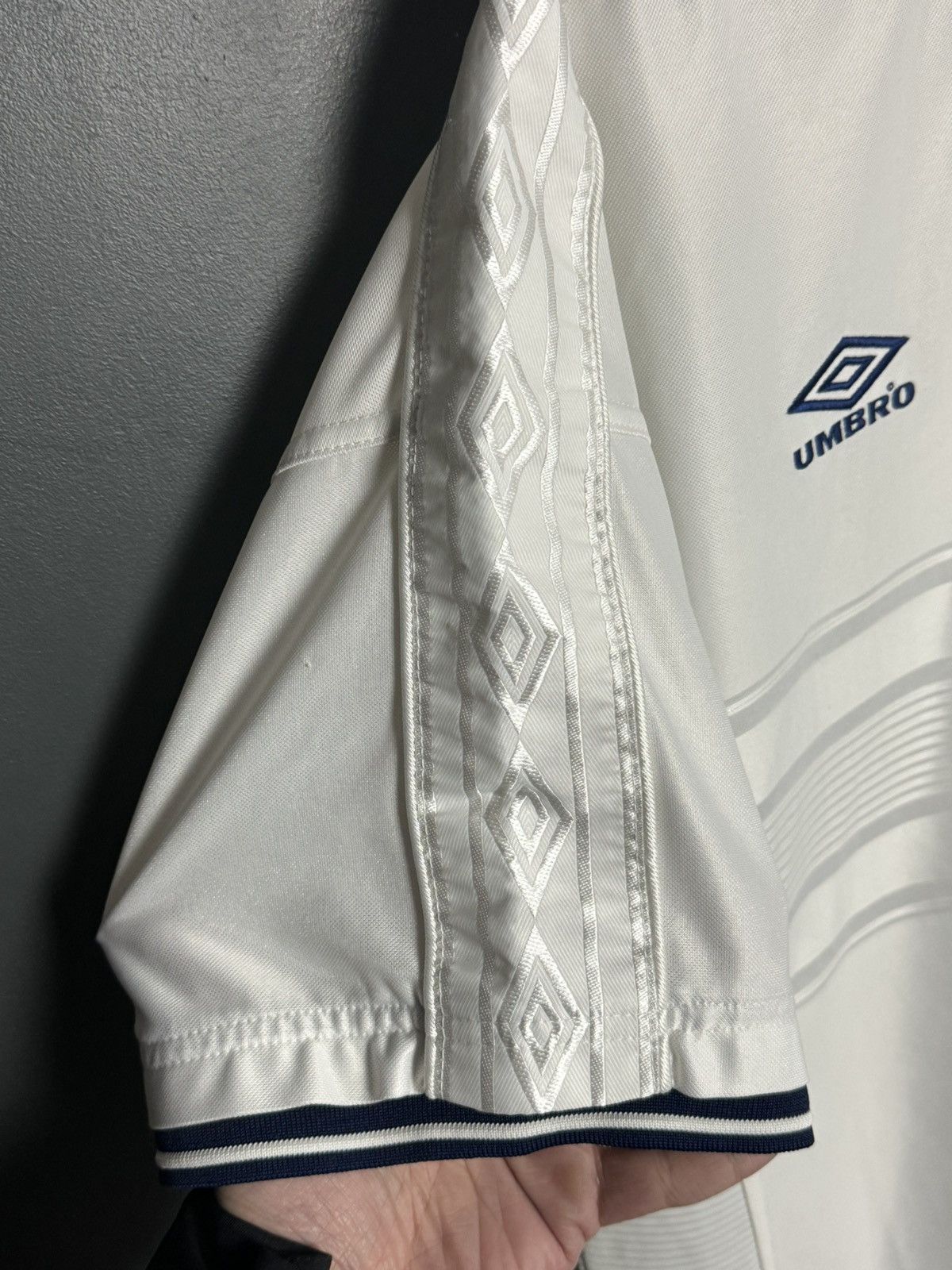 Umbro England National Team 99/01 Home Football Jersey T-Shirt Size US XL / EU 56 / 4 - 14 Thumbnail