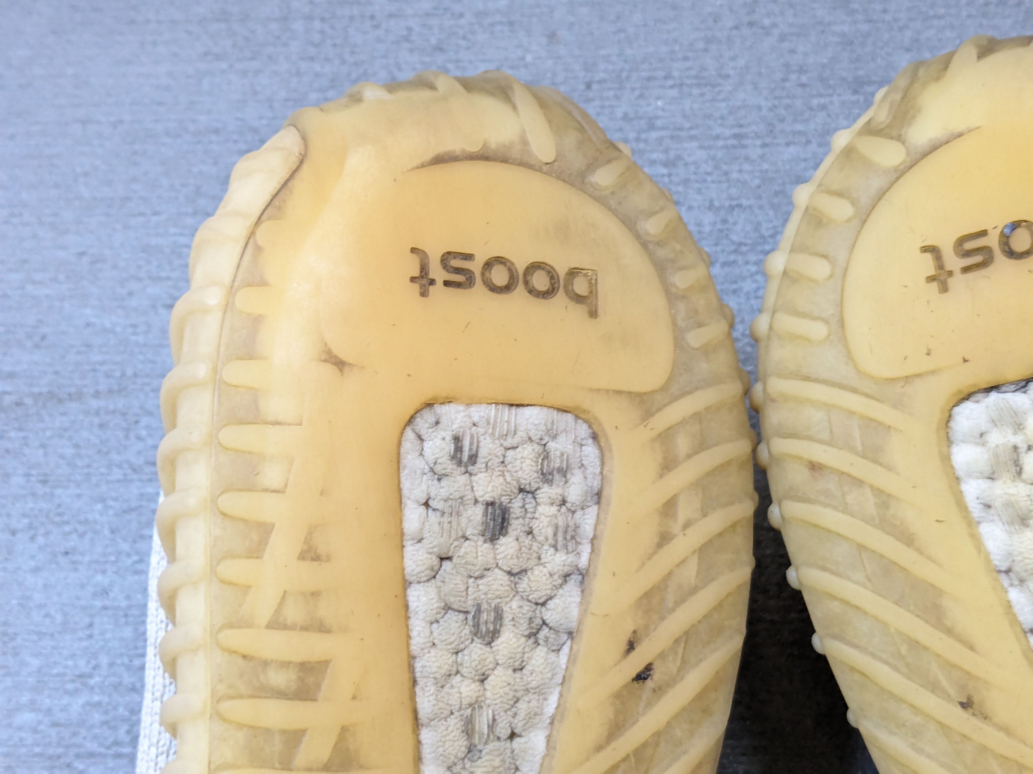 Adidas × Kanye West adidas Yeezy Boost 350 V2 Natural 9.5 FZ5246 Gray Kanye West Size US 9.5 / EU 42-43 - 19 Thumbnail