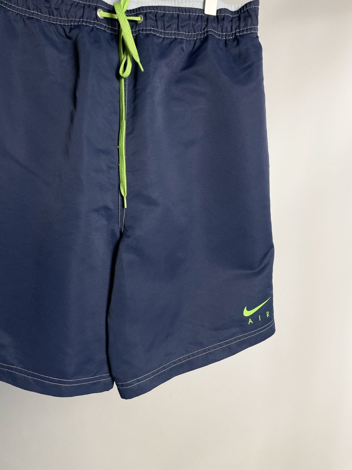Nike VINTAGE 🐢 Nike Air max nylon pocket cargo tracking shorts Size US 32 / EU 48 - 3 Thumbnail