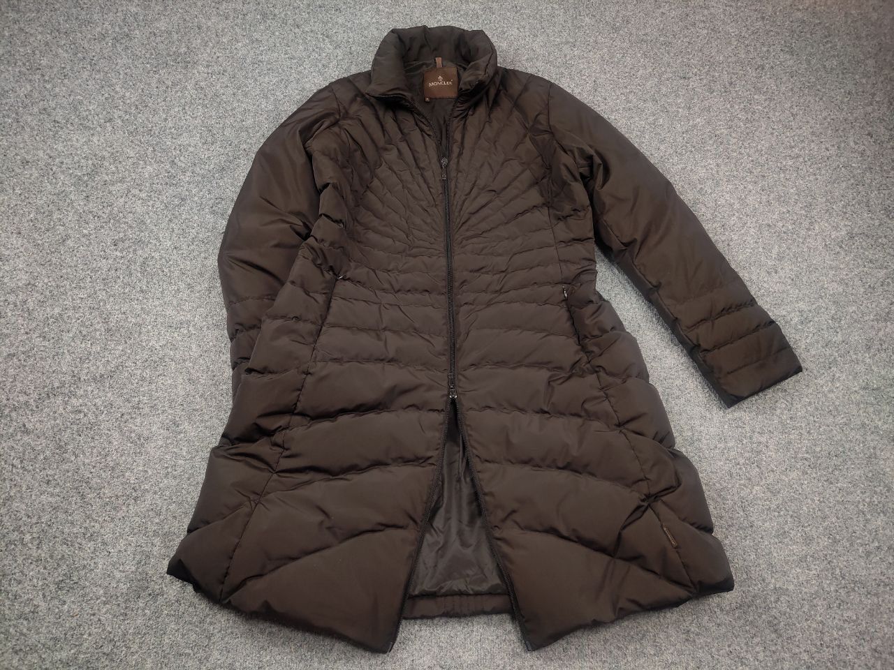 Moncler Vintage 90's Moncler authentic quilted Down Long Jacket Size XL / US 12-14 / IT 48-50 - 3 Thumbnail