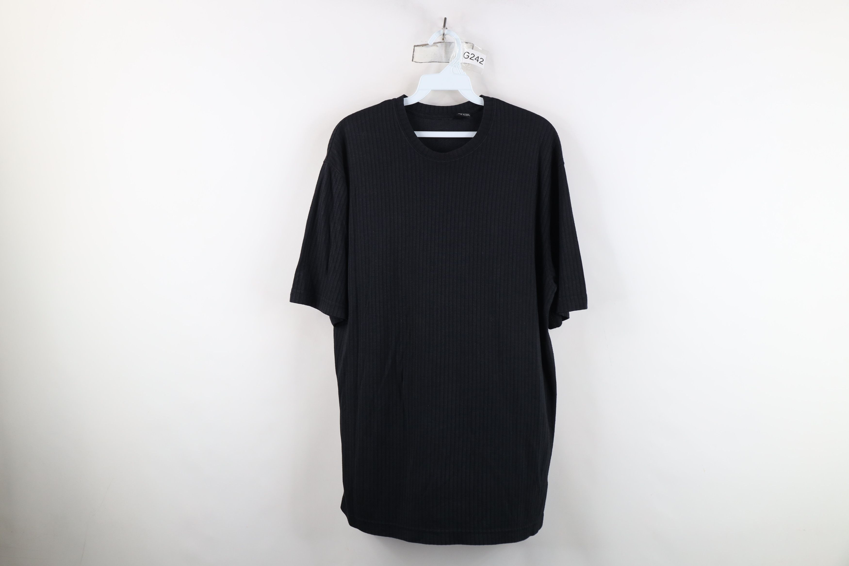 Vintage Vintage 90s Streetwear Knit Short Sleeve T-Shirt Black Size US M / EU 48-50 / 2 - 1 Thumbnail
