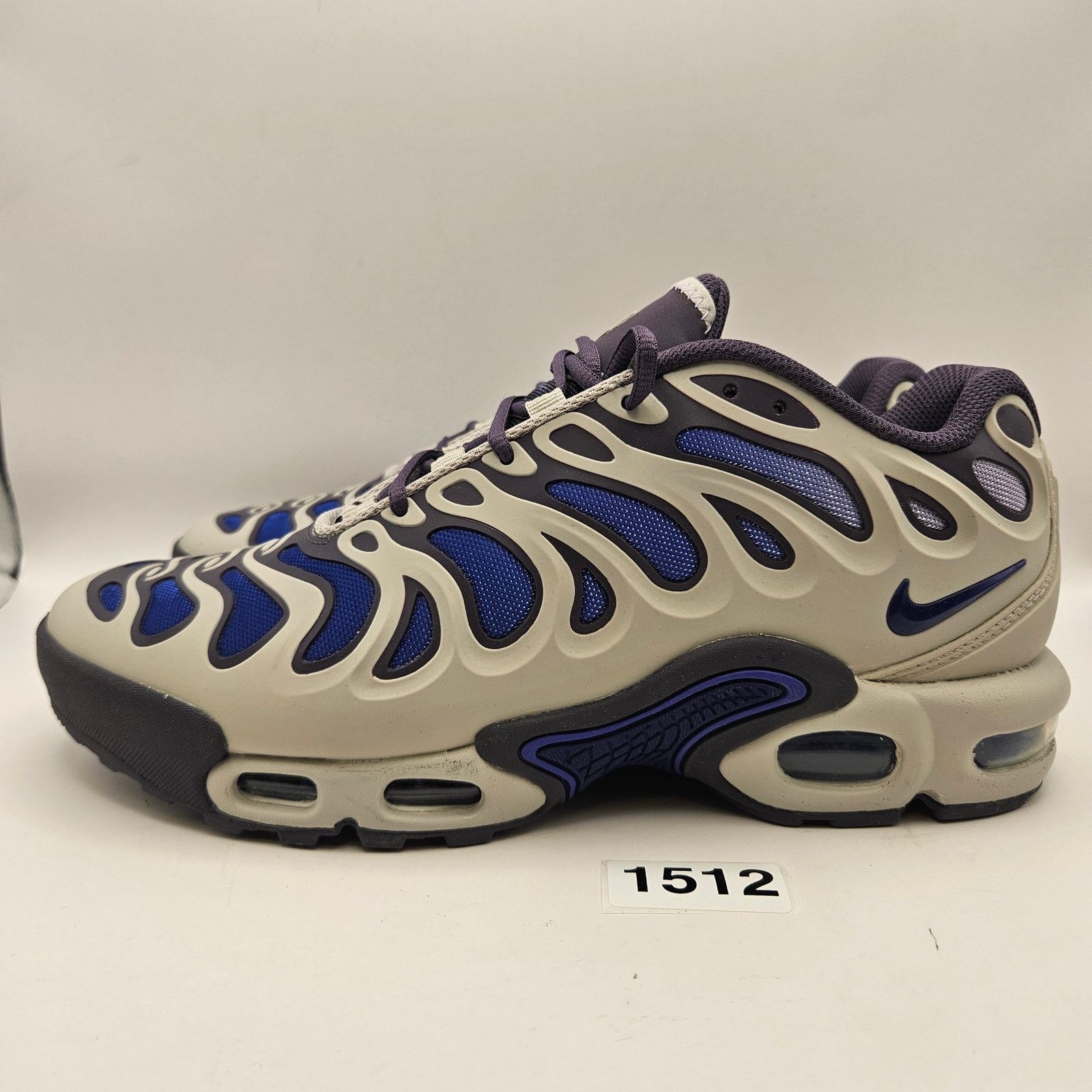 Nike NIKE MENS 8 AIR MAX PLUS DRIFT SHOES IRON ORE CONCORD Size US 8 / EU 41 - 2 Thumbnail