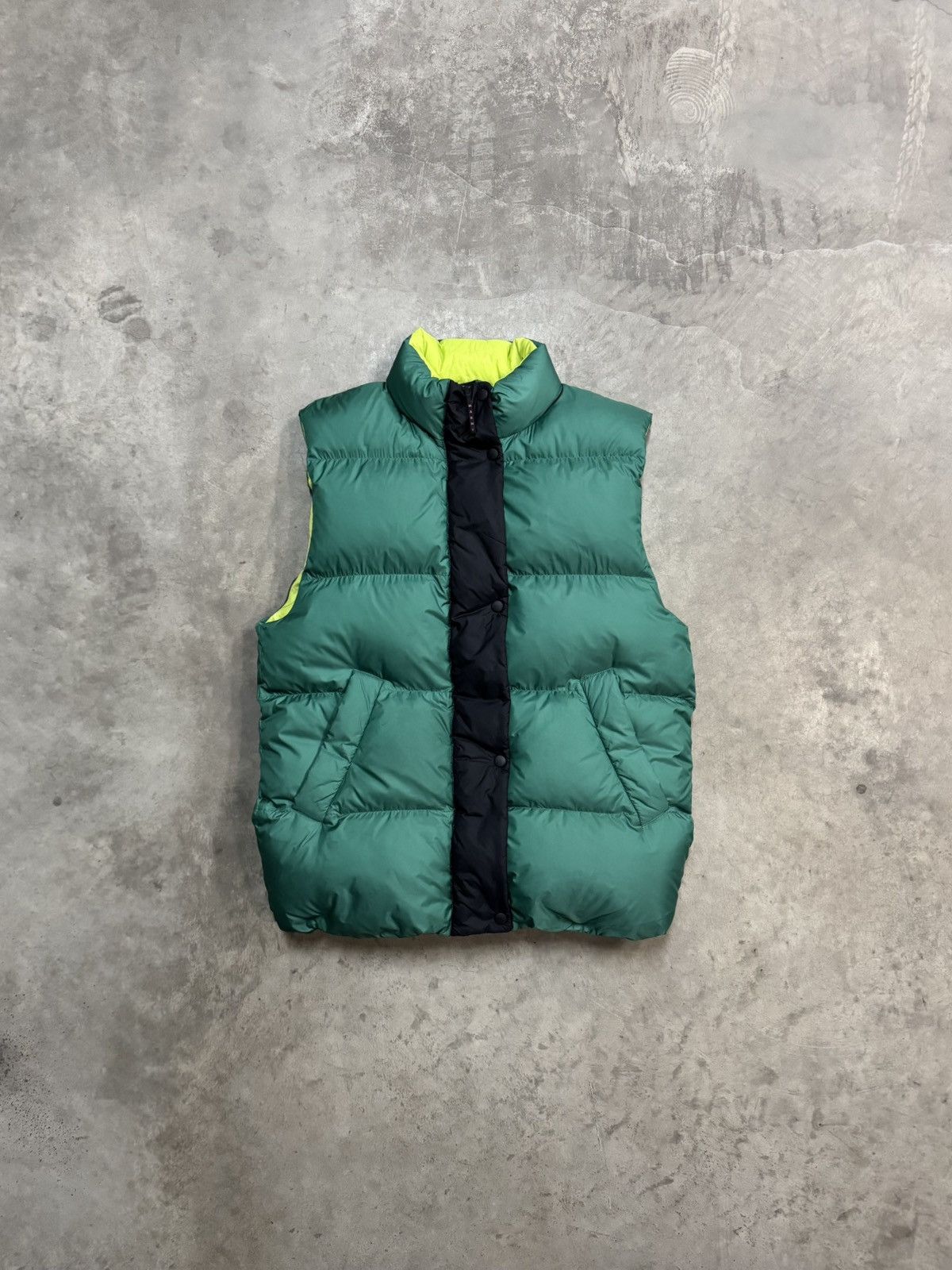 Marni × Uniqlo Uniqlo Marni Down Oversized Vest Size US XS / EU 42 / 0 - 1 Thumbnail