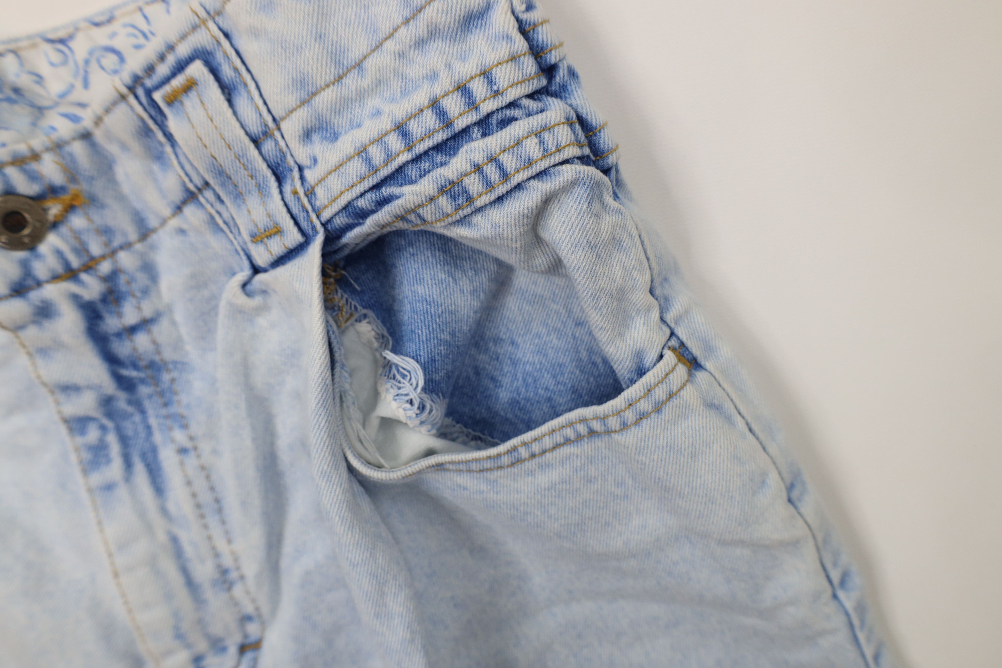 Lee Vintage 80s 90s Lee Wash High Waisted Denim Shorts Blue USA Size 32" / US 10 / IT 46 - 8 Thumbnail