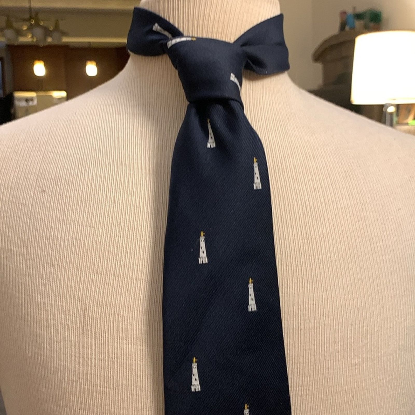 Vintage 80’s necktie Duxbury,Massachusetts lighthouses ocean coastal Size ONE SIZE - 3 Thumbnail
