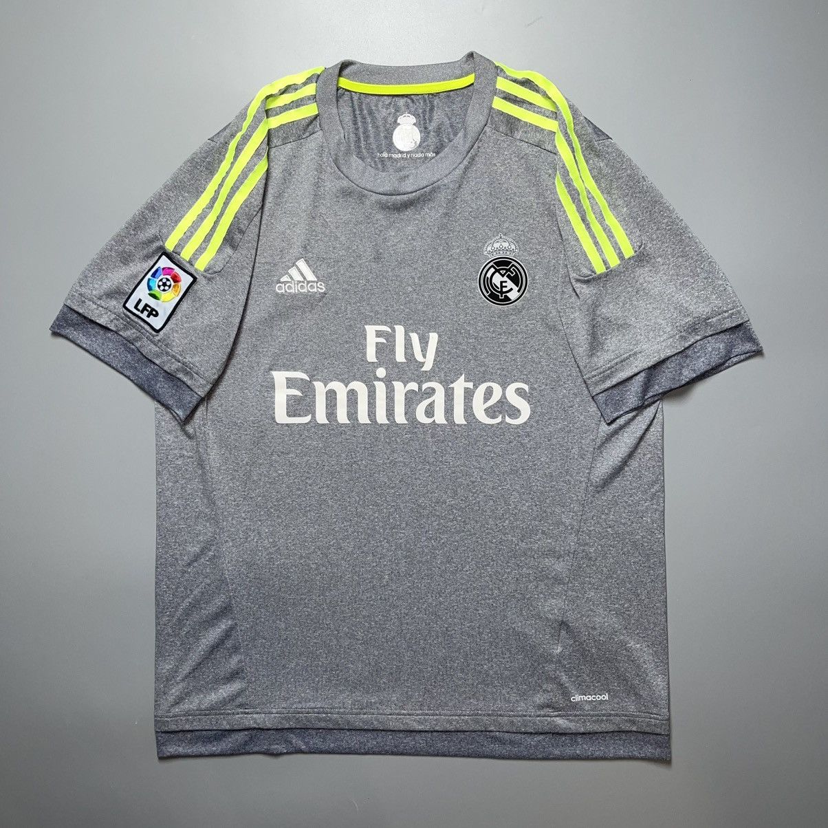 Adidas REAL MADRID ADIDAS 2015/2016 FOOTBALL AWAY JERSEY #7 RONALDO Size US L / EU 52-54 / 3 - 2 Thumbnail