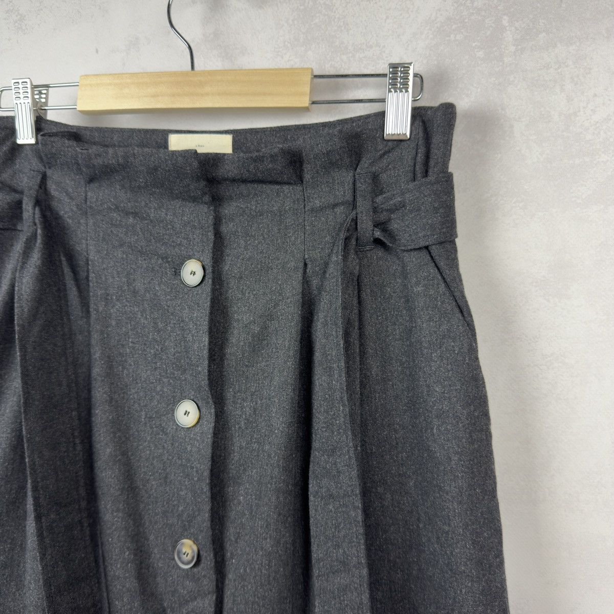 Sezane Sezane Mid-Length Wool Viscose Poly Belted Skirt Size 40 Size 28" / US 6 / IT 42 - 9 Thumbnail