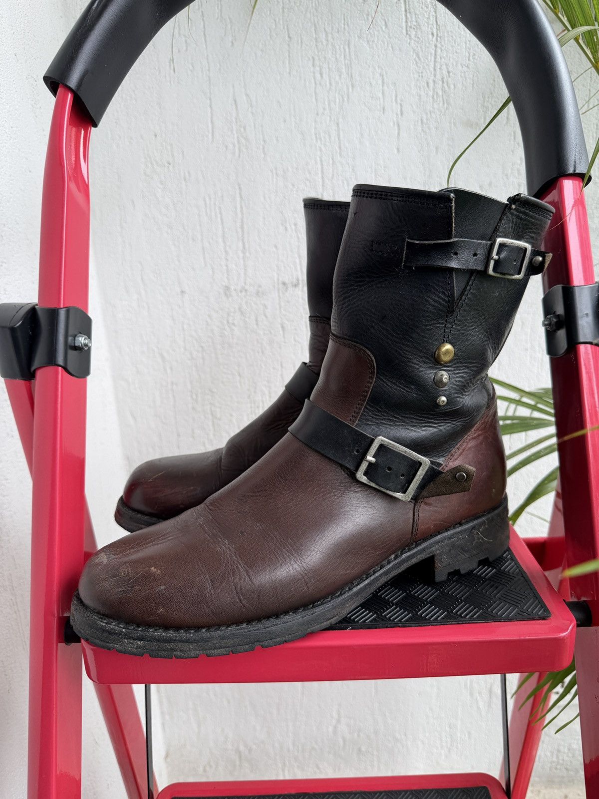 Hollywood Trading Company studded engineer Boots Size US 11.5 / EU 44-45 - 2 Thumbnail