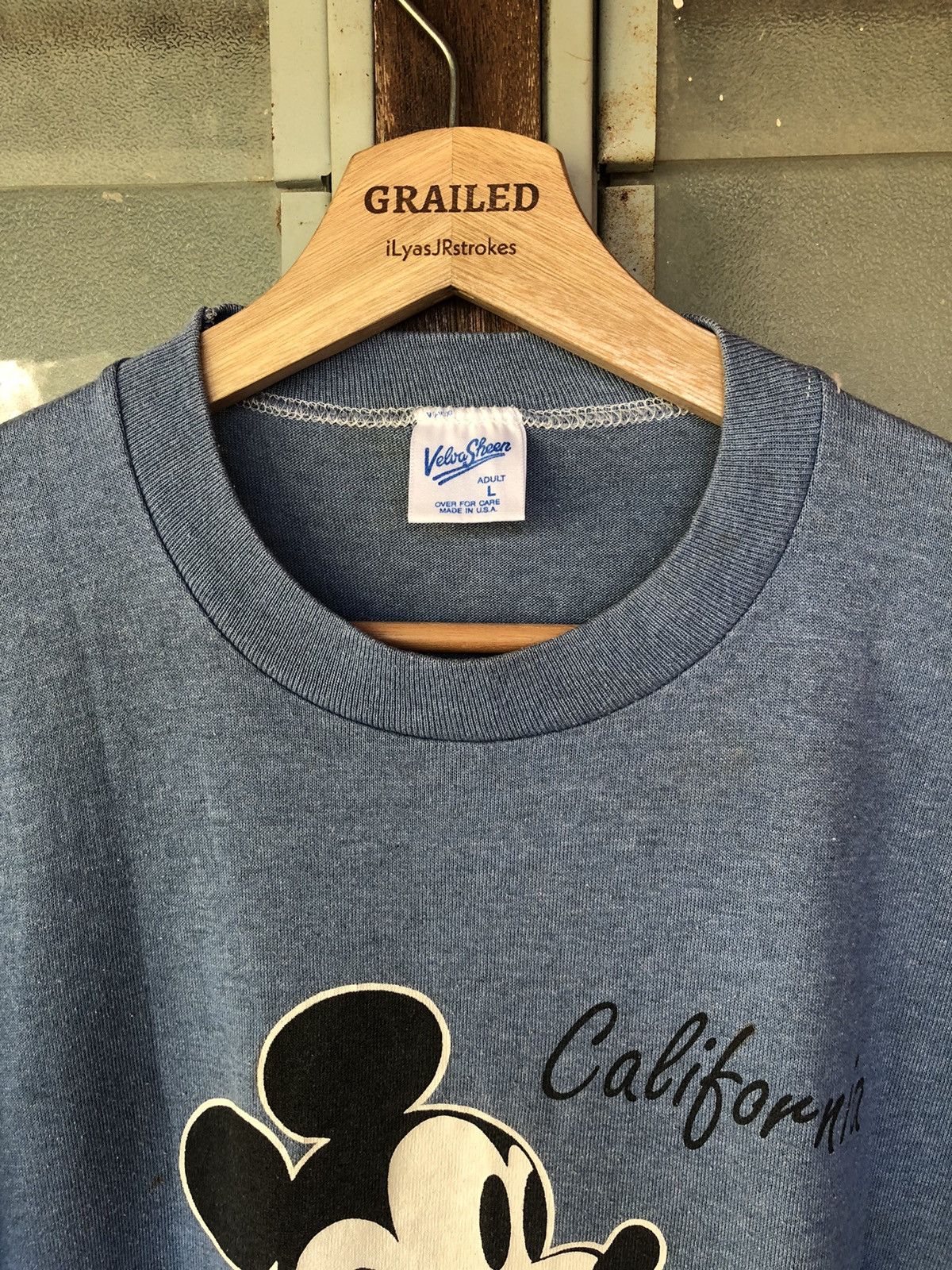 Mickey Mouse Vintage Mickey Mouse Velva Sheen Single Stitch Shirt Tee Size US L / EU 52-54 / 3 - 4 Thumbnail