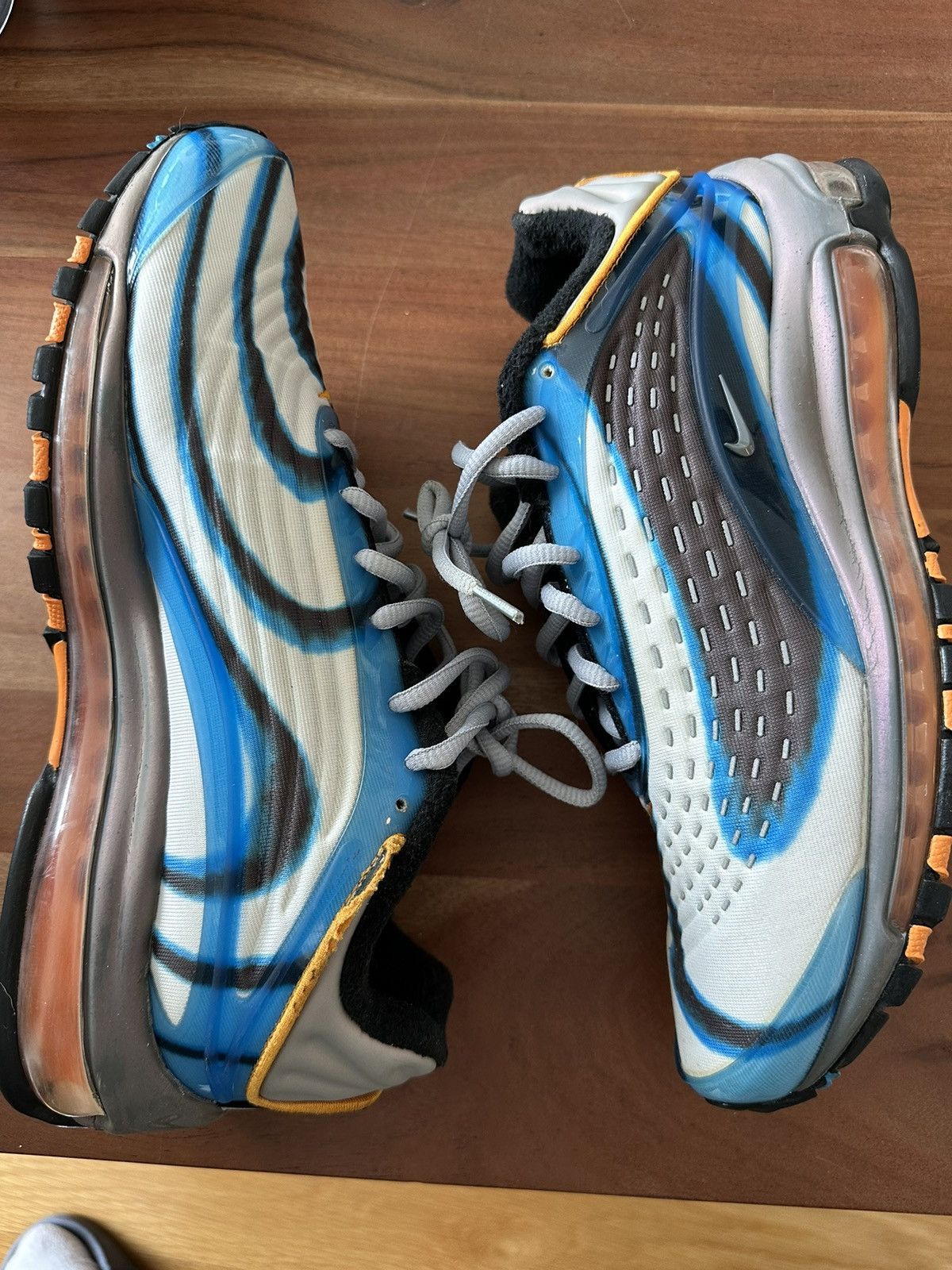 Nike NIKE AIR MAX DELUXE PHOTO BLUE/ ORANGE PEEL (SZ 8) Size US 8 / EU 41 - 3 Thumbnail