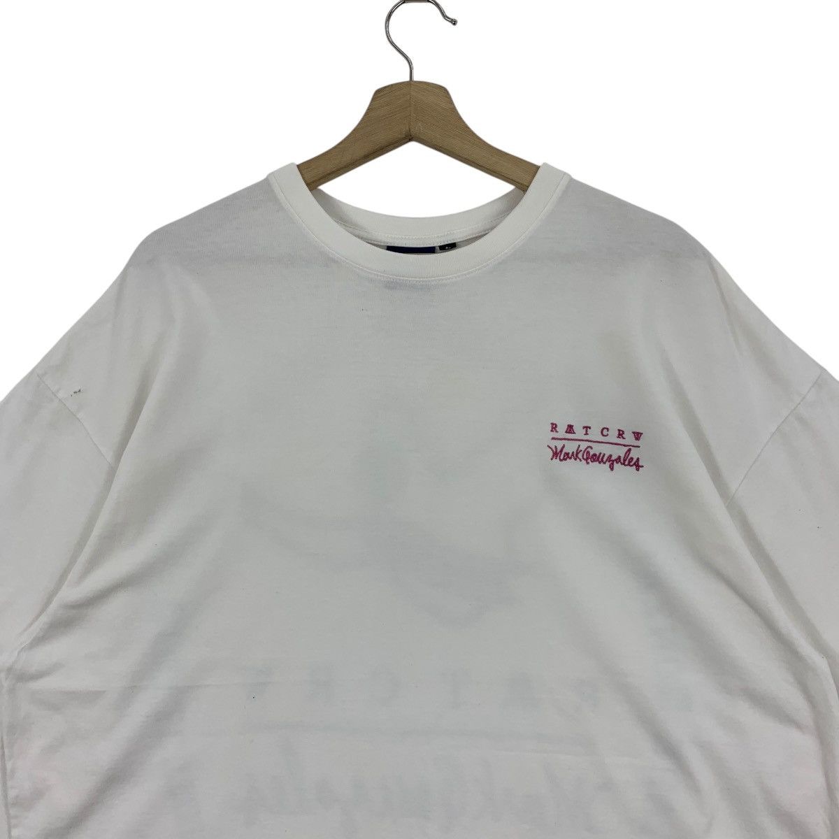 Japanese Brand Rare!! MARK GONZALES X RAT CRW big logo printed tee Size US L / EU 52-54 / 3 - 3 Thumbnail