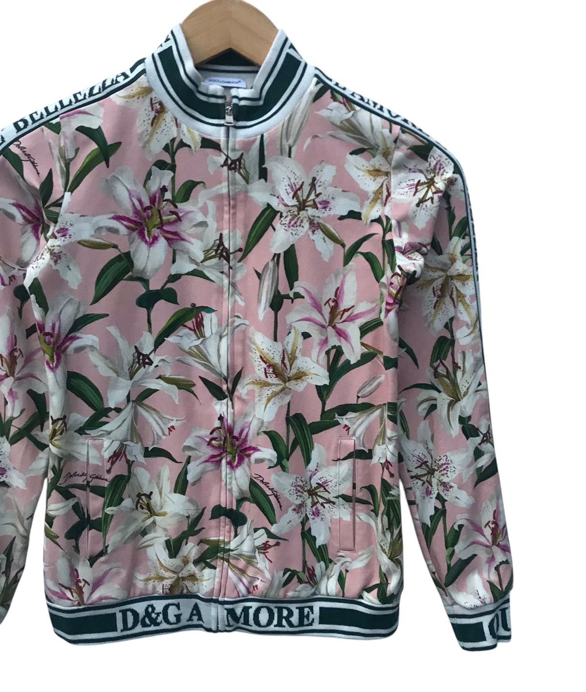 Dolce & Gabbana Dolce & Gabbana Lily Floral Overprinted Sweater Size XS / US 0-2 / IT 36-38 - 4 Thumbnail