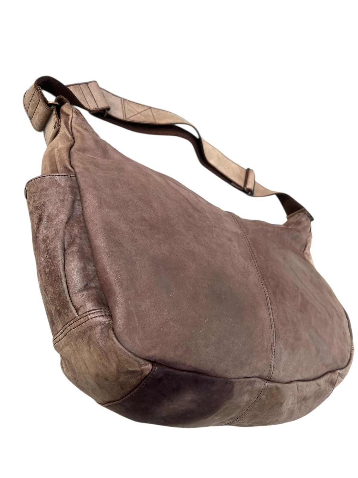 Leather Vintage Sazaby Japan RiRi Zip Patina Leather Banana Bag Size ONE SIZE - 10 Thumbnail