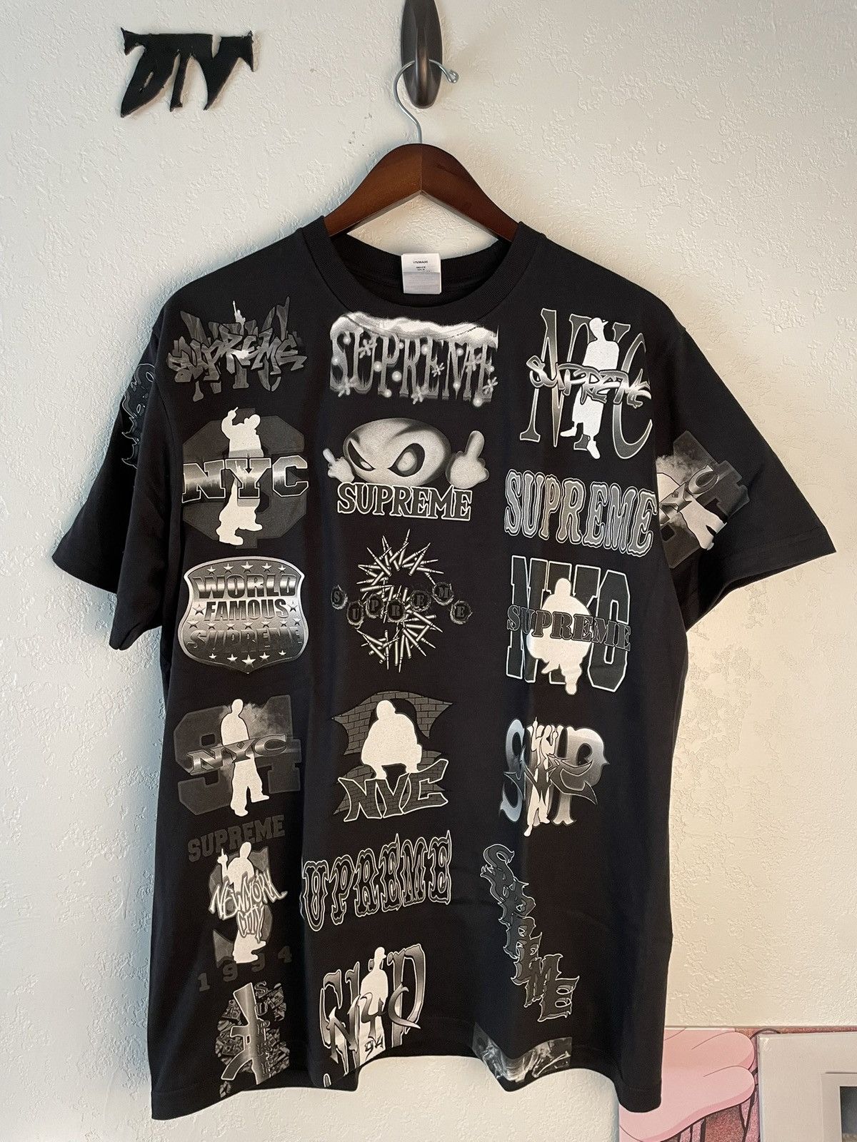 Supreme Art dealer flash tee | Grailed