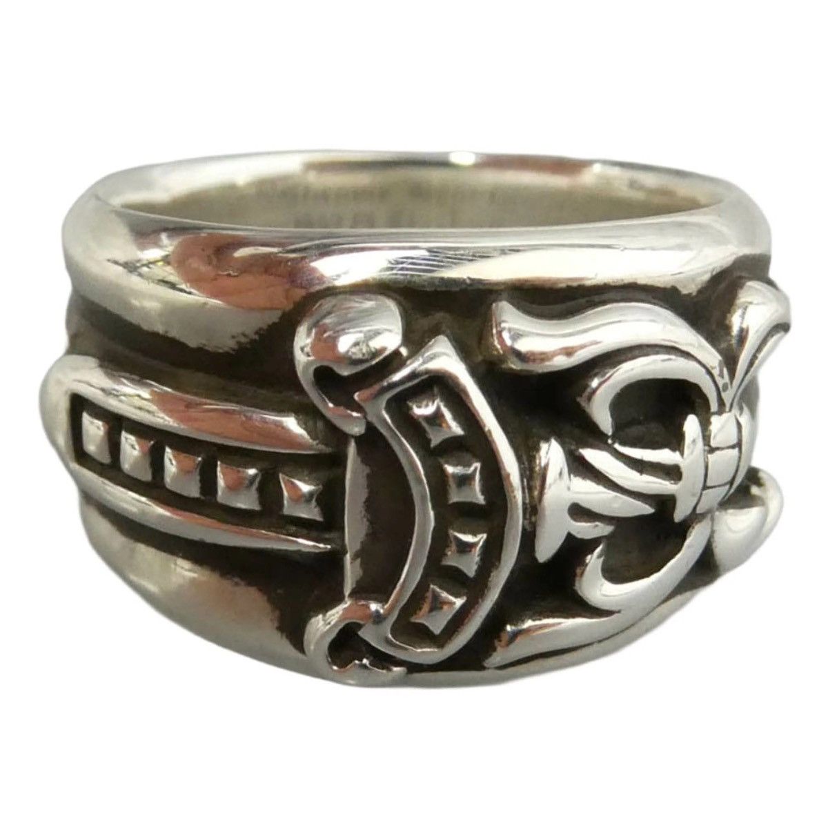 Chrome Hearts 🔪 HALF CUT DAGGER RING | Grailed