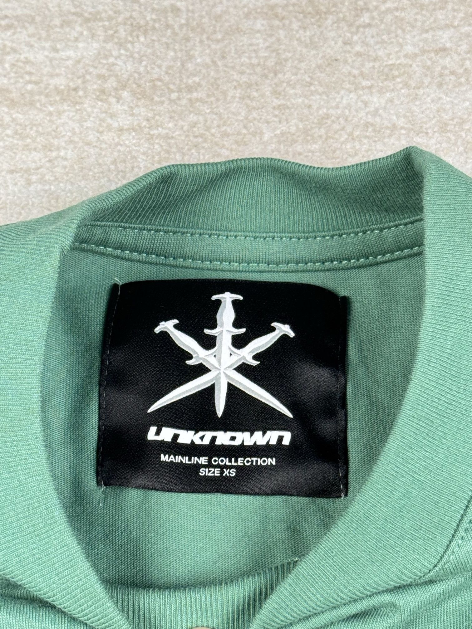 Unknown London LOST CITIES GRAPHIC TEE Size US XS / EU 42 / 0 - 2 Thumbnail