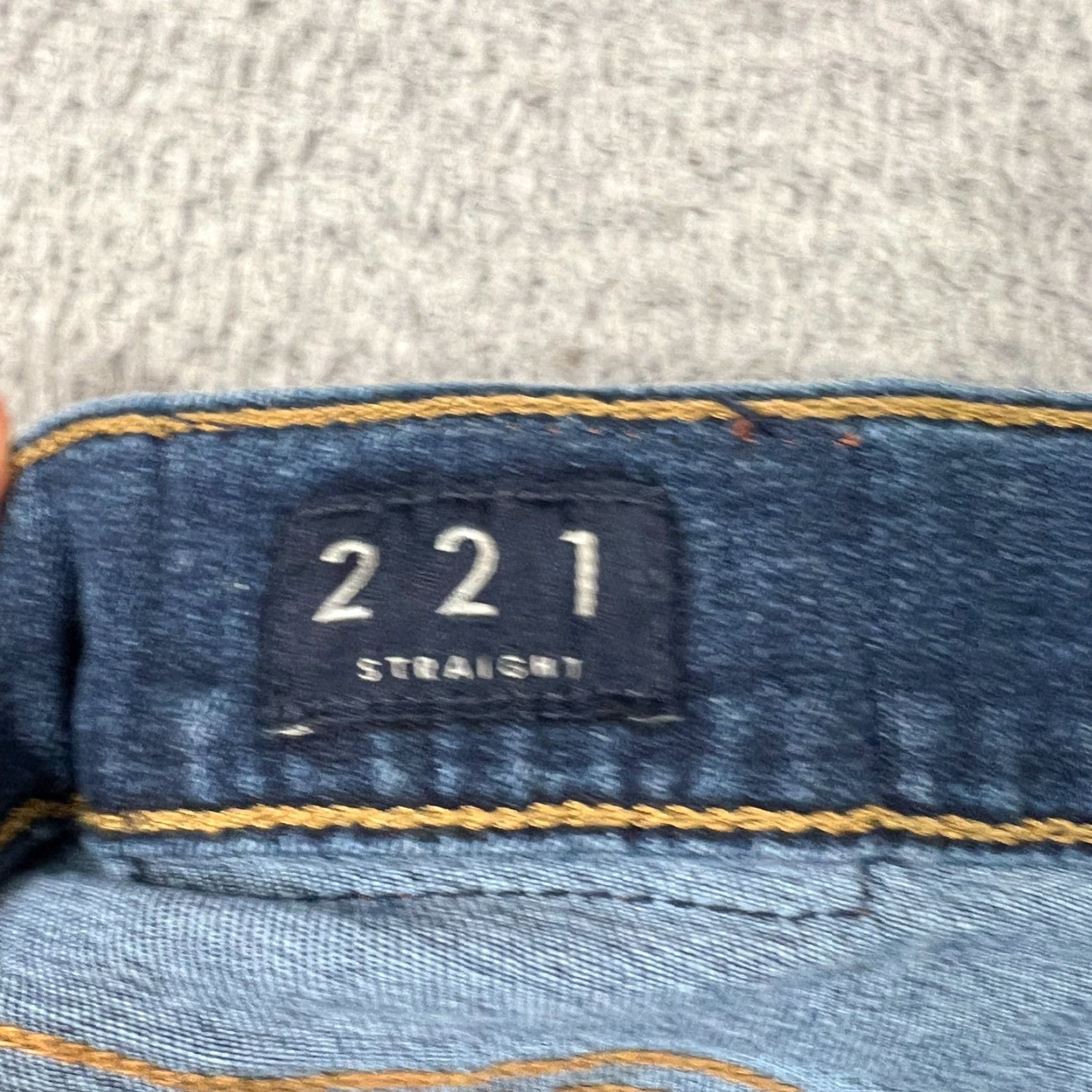 Lucky Brand Lucky Brand Jeans 40x32 221 Original Straight Light Wash Denim 5-Pocket Men Jeans Blue 40 Regular Size US 40 / EU 56 - 7 Thumbnail