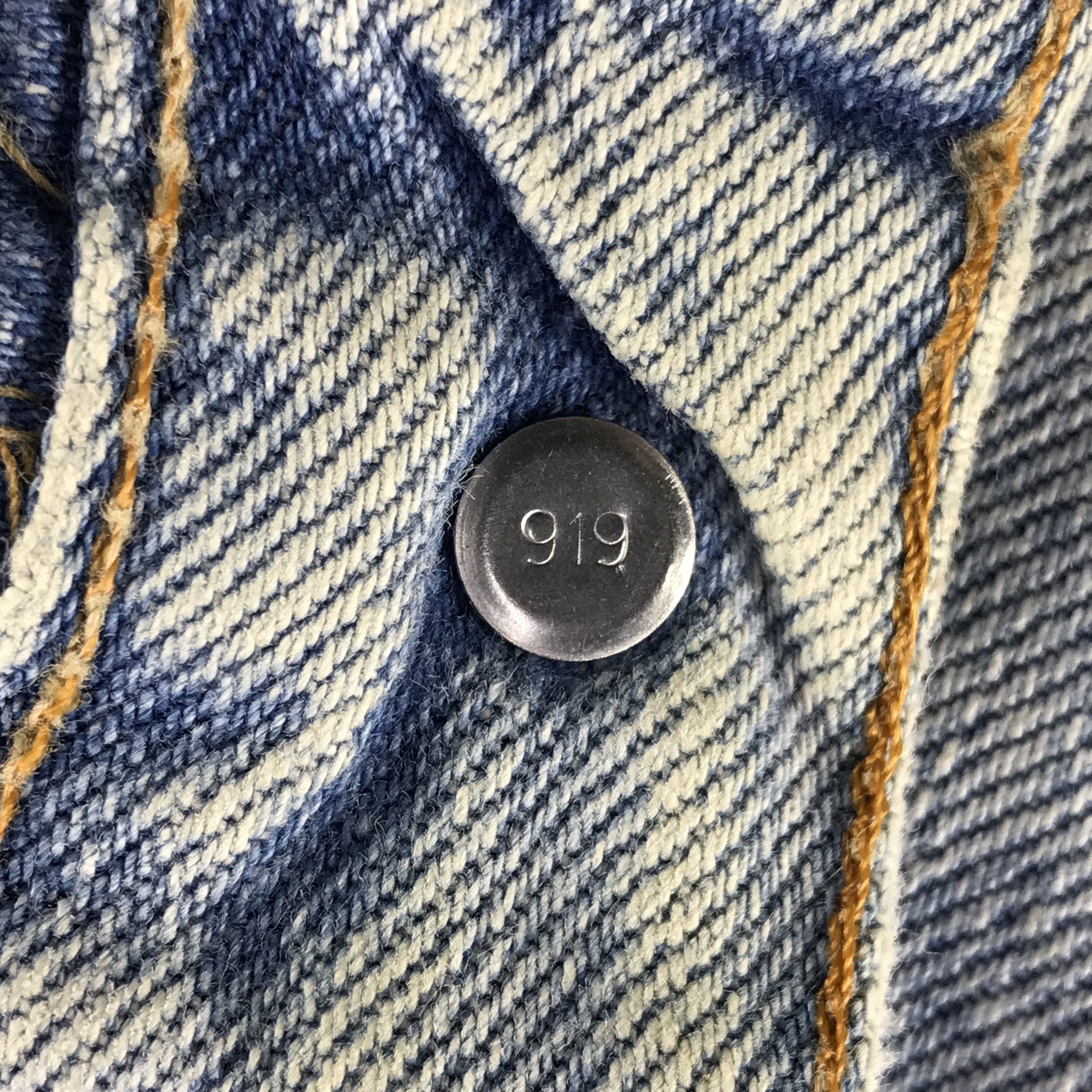 Levi's Vintage Levis 550 Jeans Relaxed Fit Denim KJ3358 Size US 34 / EU 50 - 10 Thumbnail