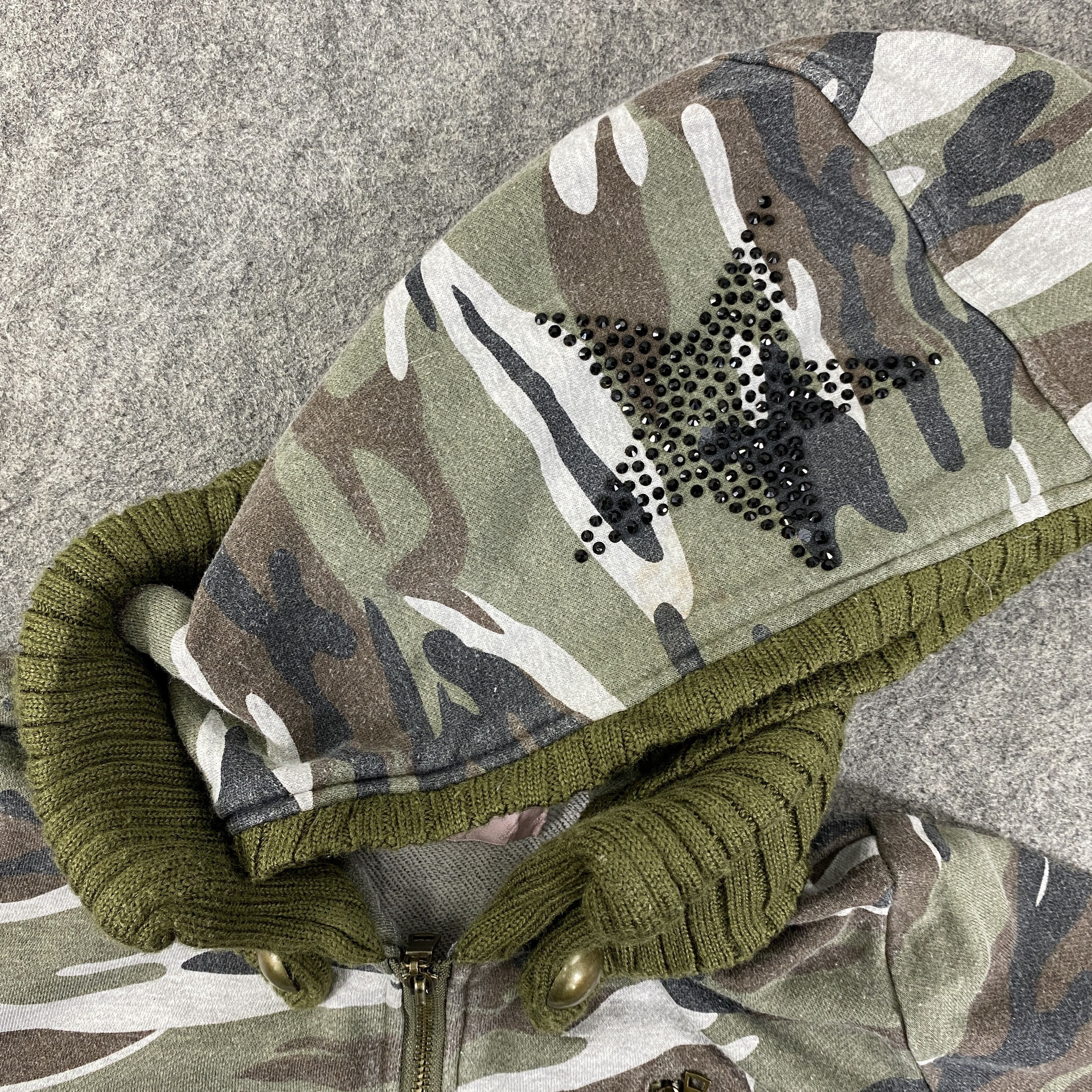 Japanese Brand Vintage Camo Design Zipper Hoodie - SW0102 Size US XS / EU 42 / 0 - 9 Thumbnail