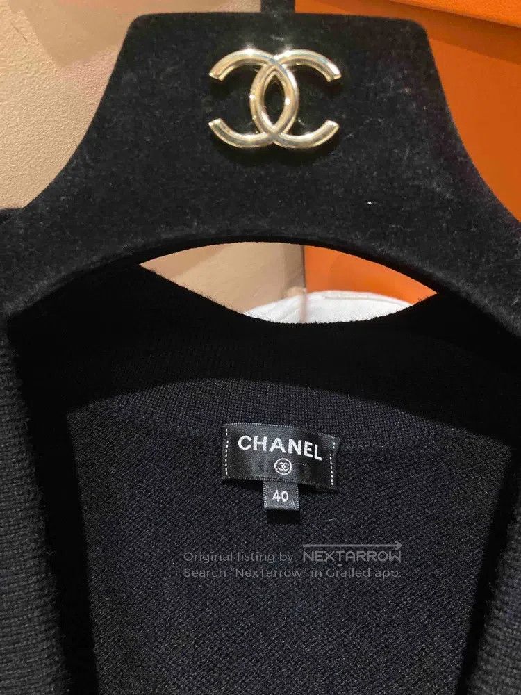 Chanel Chanel Black large diamond buckle full cashmere vest Size S / US 4 / IT 40 - 7 Thumbnail