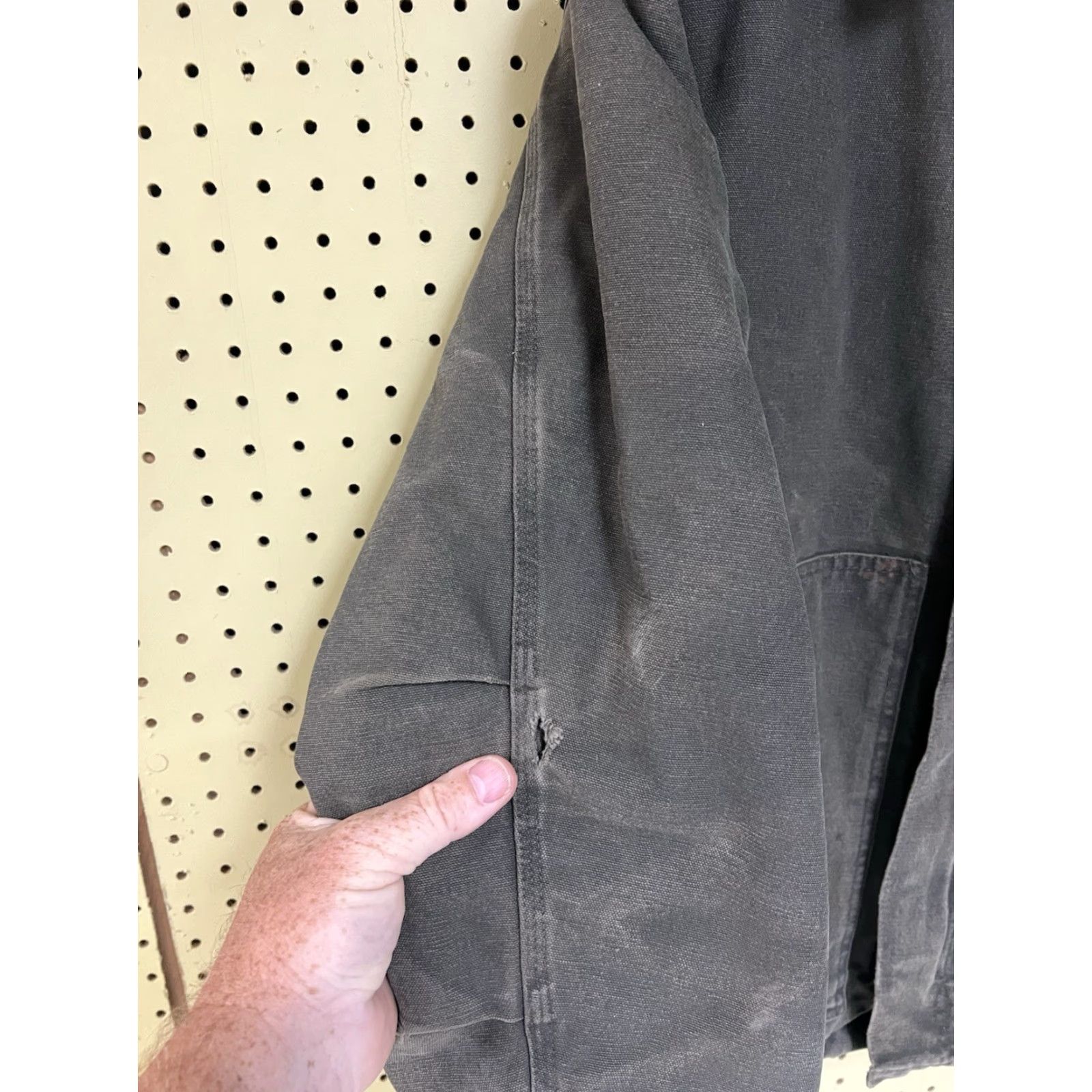 Carhartt VINTAGE Carhartt J22 Jacket LT Green Cotton Canvas Quilted Workwear Large Mens Winter Distressed Thrashed Logo Size US L / EU 52-54 / 3 - 5 Thumbnail