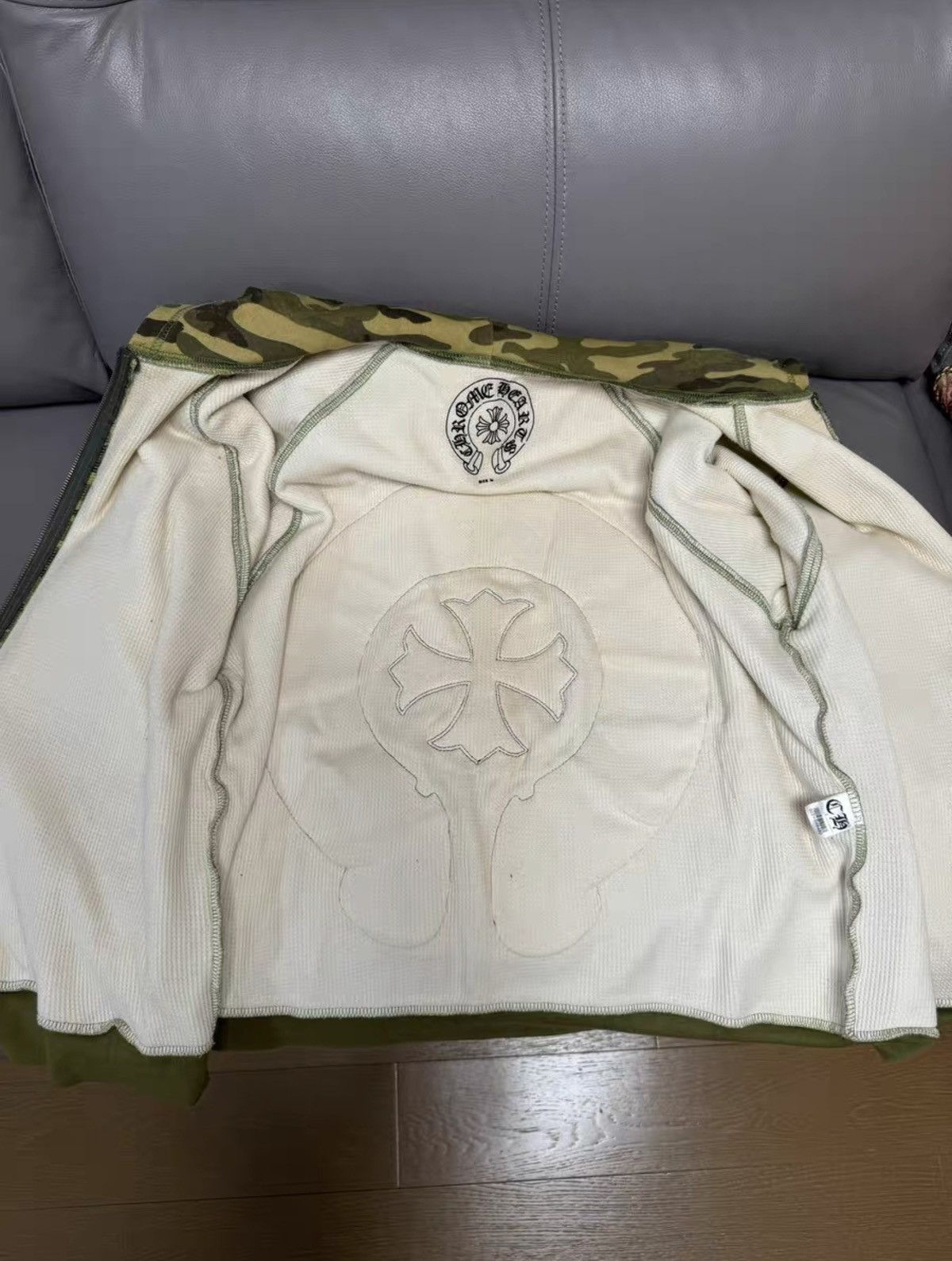 Chrome Hearts Chrome hearts leather patch camo hoodie Size US S / EU 44-46 / 1 - 10 Thumbnail