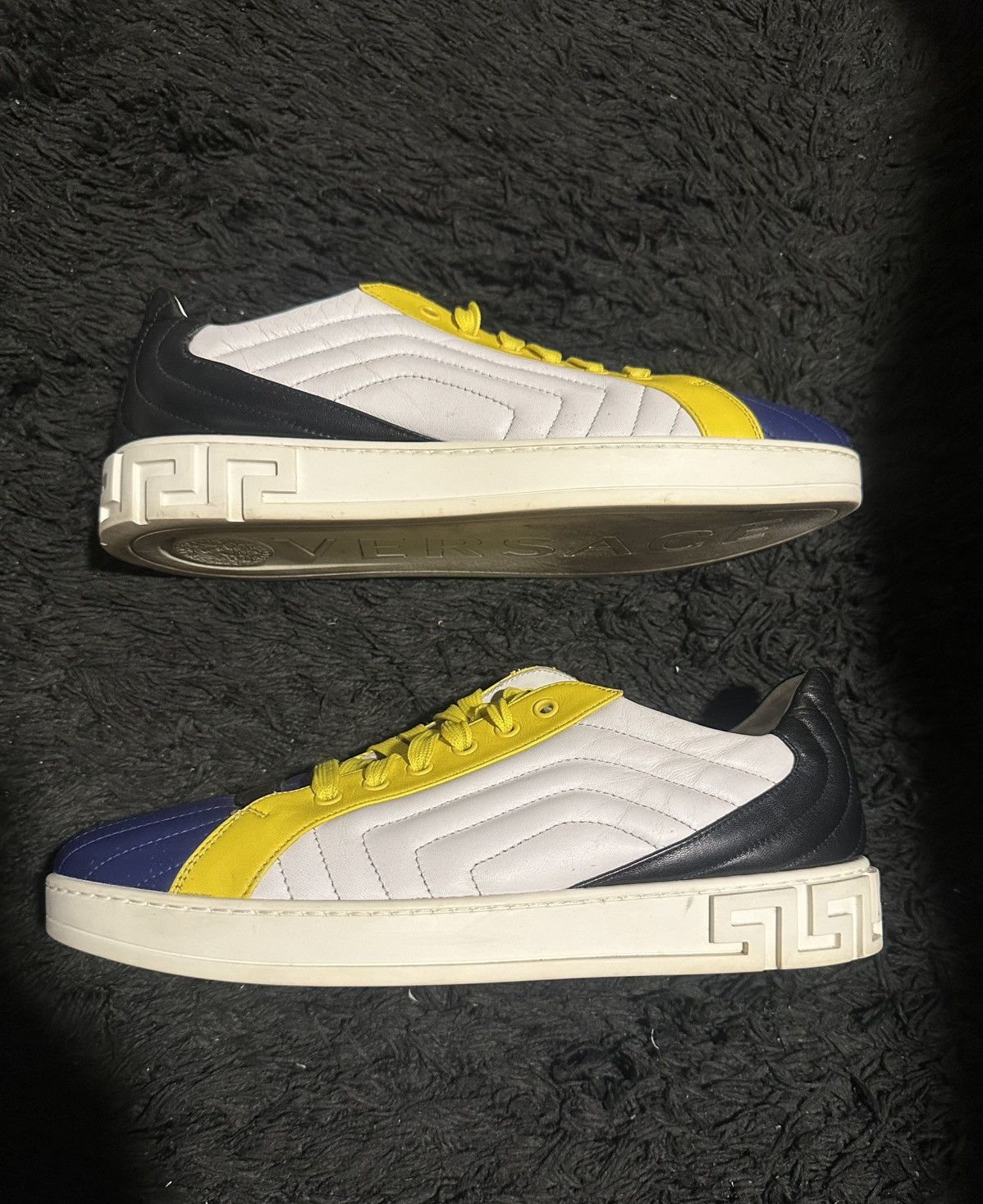Versace Versace Men's Quilted Medusa Leather Trainers SIZE 9 (42) Size US 9 / EU 42 - 1 Thumbnail