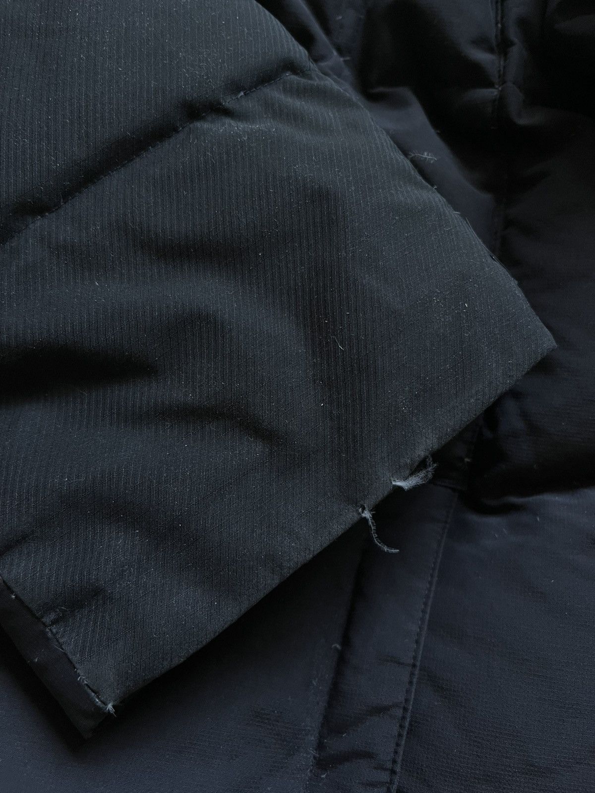 Salomon Vintage Salomon Puffer Down Parka Jacket Black XL Size US XL / EU 56 / 4 - 15 Thumbnail