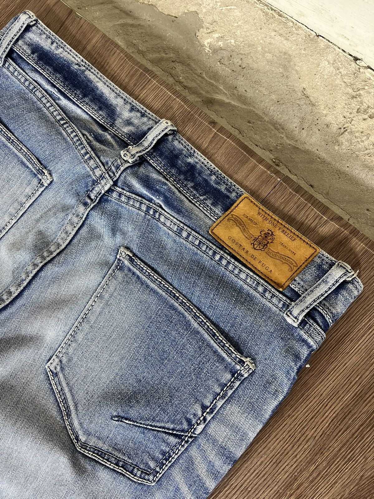 GOSTAR DE FUGA Gostar de Fuga Slim Fit Faded Denim Jeans Size US 31 - 8 Thumbnail