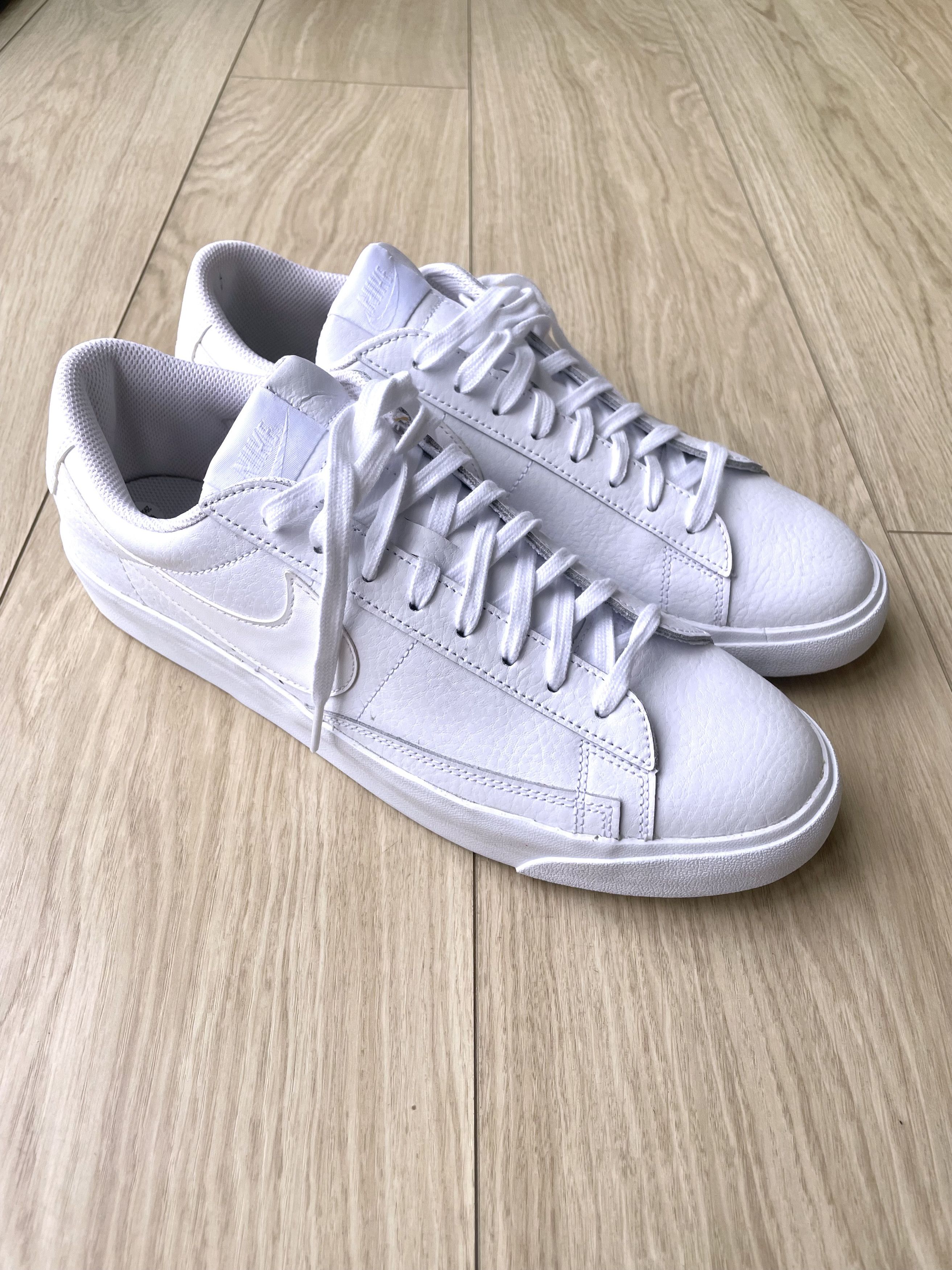 Nike BRAND NEW NIKE BLAZER LOW LE TRIPLE WHITE LEATHER SNEAKERS Size US 12 / EU 45 - 1 Thumbnail