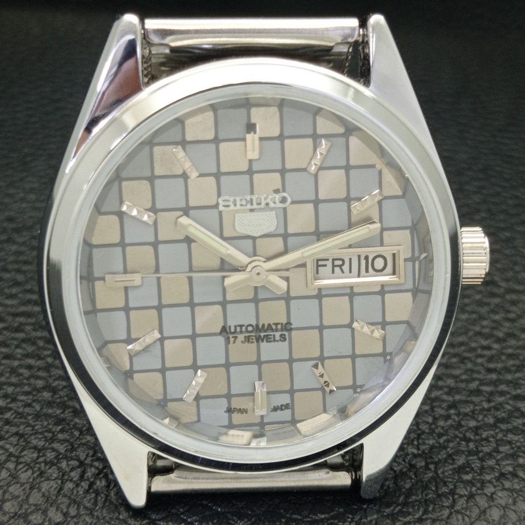 Seiko REFURBISHED VINTAGE SEIKO 5 AUTO JAPAN MENS WATCH a440232 Size 38 - 3 Thumbnail