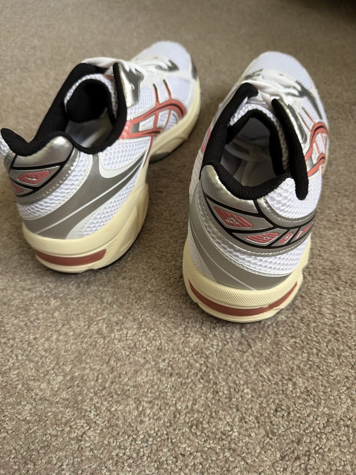 Asics White desert red asics gel 1130. Size US 13 / EU 46 - 5 Thumbnail