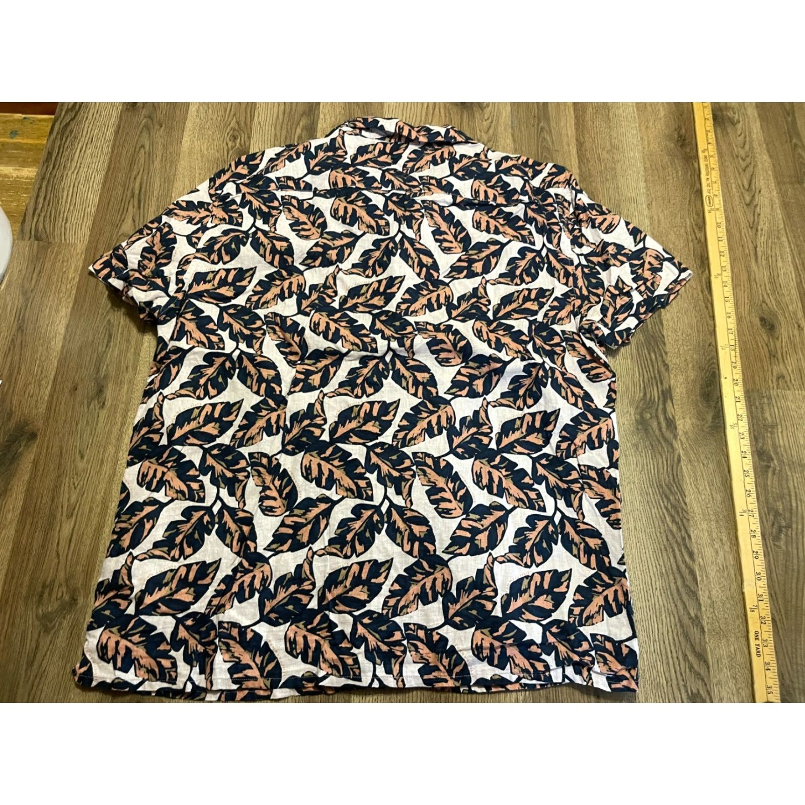 Tommy Hilfiger Tommy Hilfiger Shirt Mens XXL Black White Tan Button Up Leaves Allover Print Colorful Shirt Size US XXL / EU 58 / 5 - 2 Thumbnail