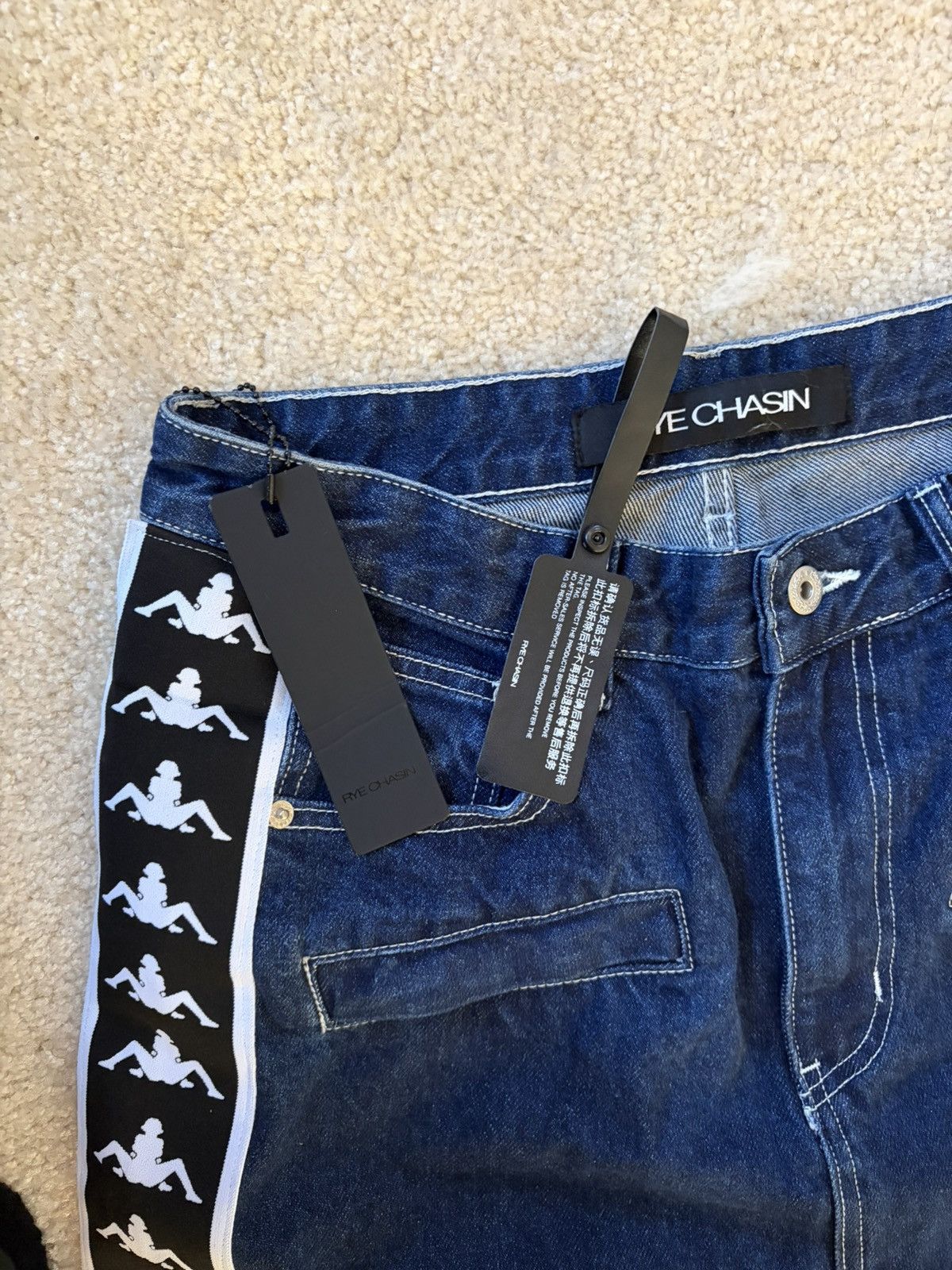 Other RYE CHASIN I LUV SL*UT DENIM Size US 32 / EU 48 - 4 Thumbnail
