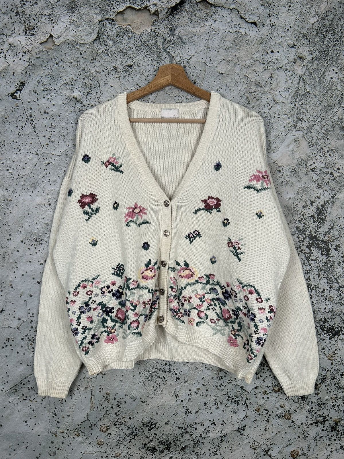 Japanese Brand Vintage Cardigan Sweater Avant Garde Japanese Flowers 90s Size US L / EU 52-54 / 3 - 1 Thumbnail
