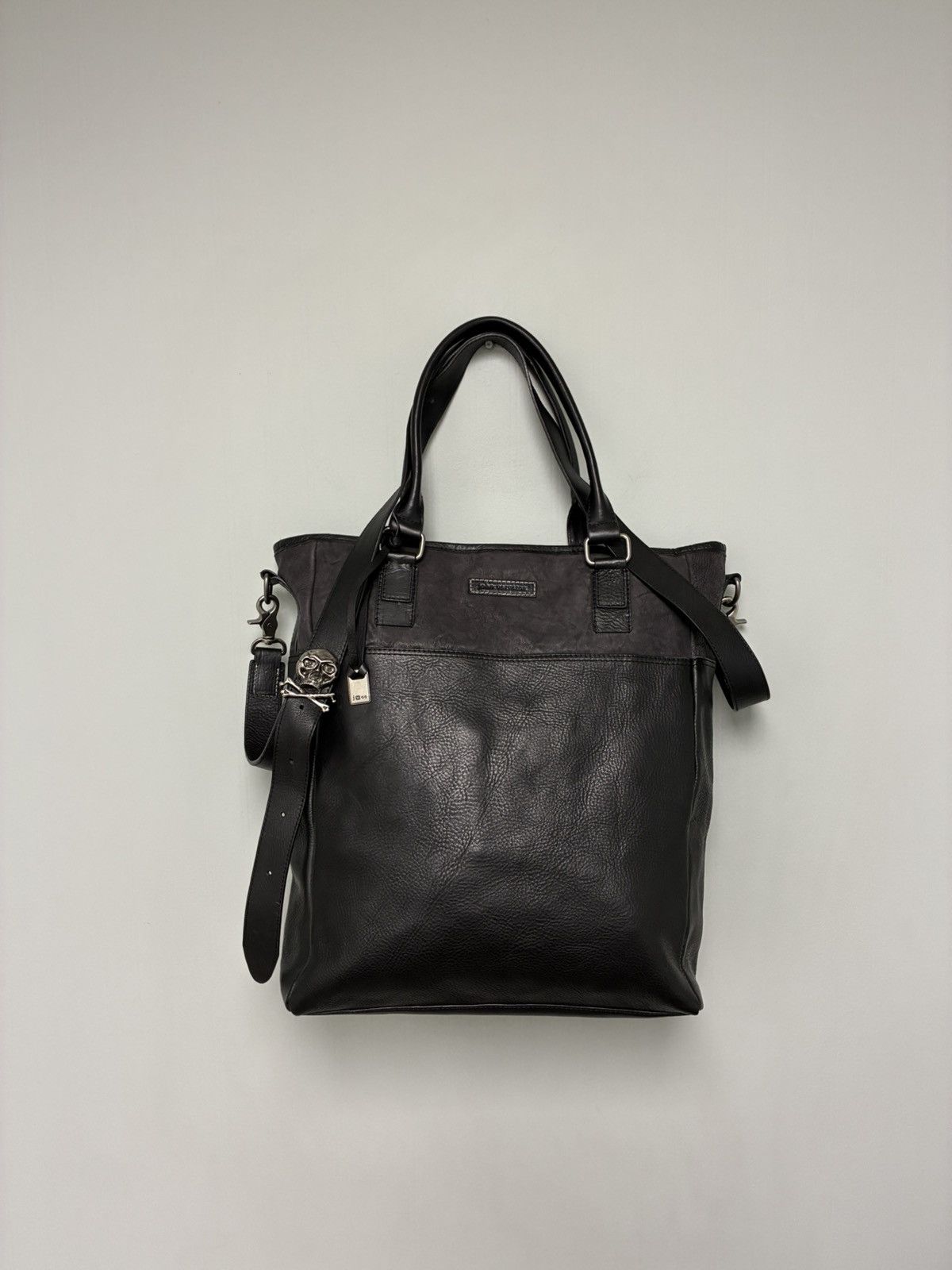 John Varvatos Skull Buckle Leather Bag W Strap. Size ONE SIZE - 4 Thumbnail