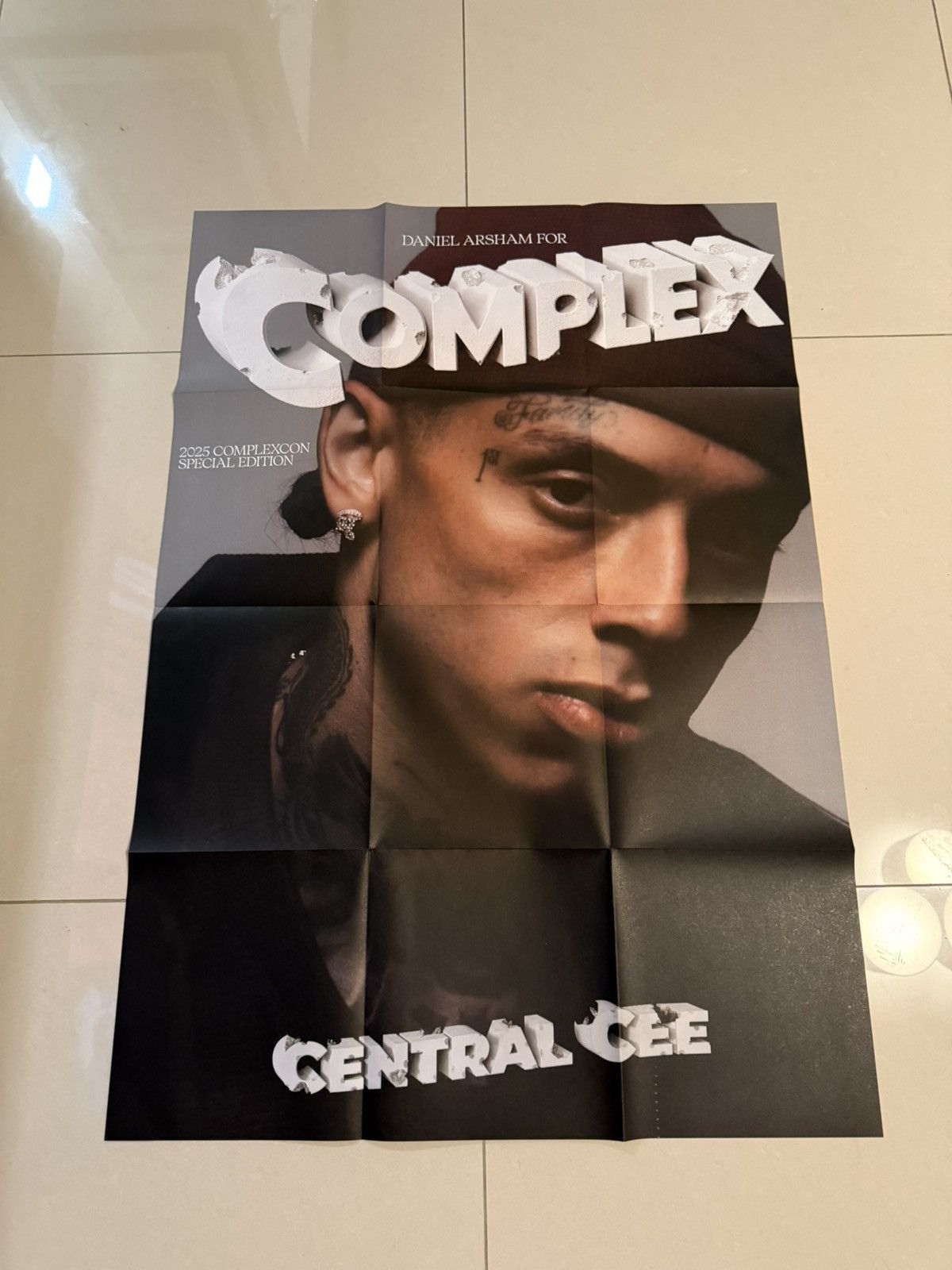 Daniel Arsham Daniel Arsham Central Cee Limited To 100 Book for Complexcon Size ONE SIZE - 11 Thumbnail