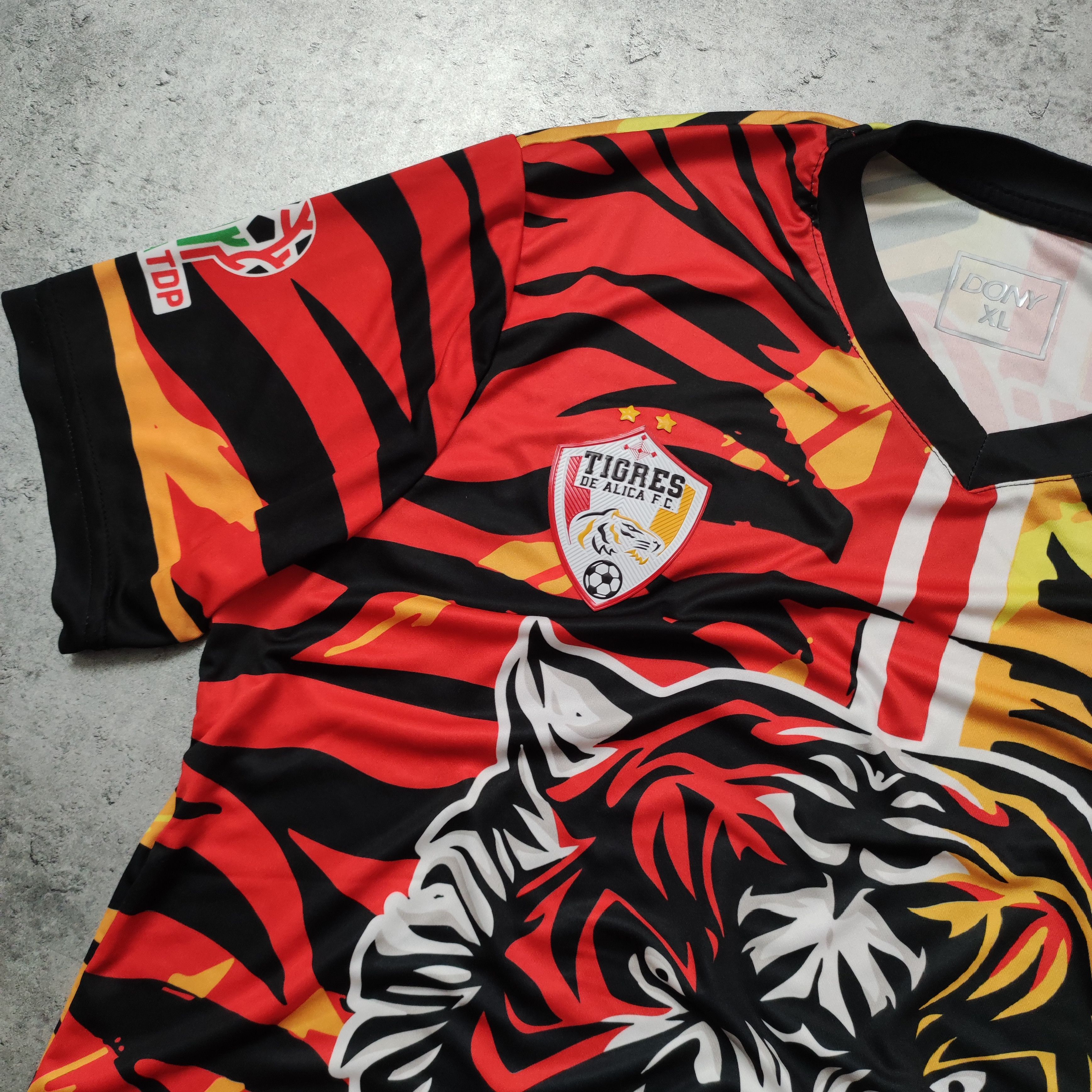 Vintage RARE Football Soccer Mexico Tigres FC Limited Edition Jersey Size US XL / EU 56 / 4 - 4 Thumbnail