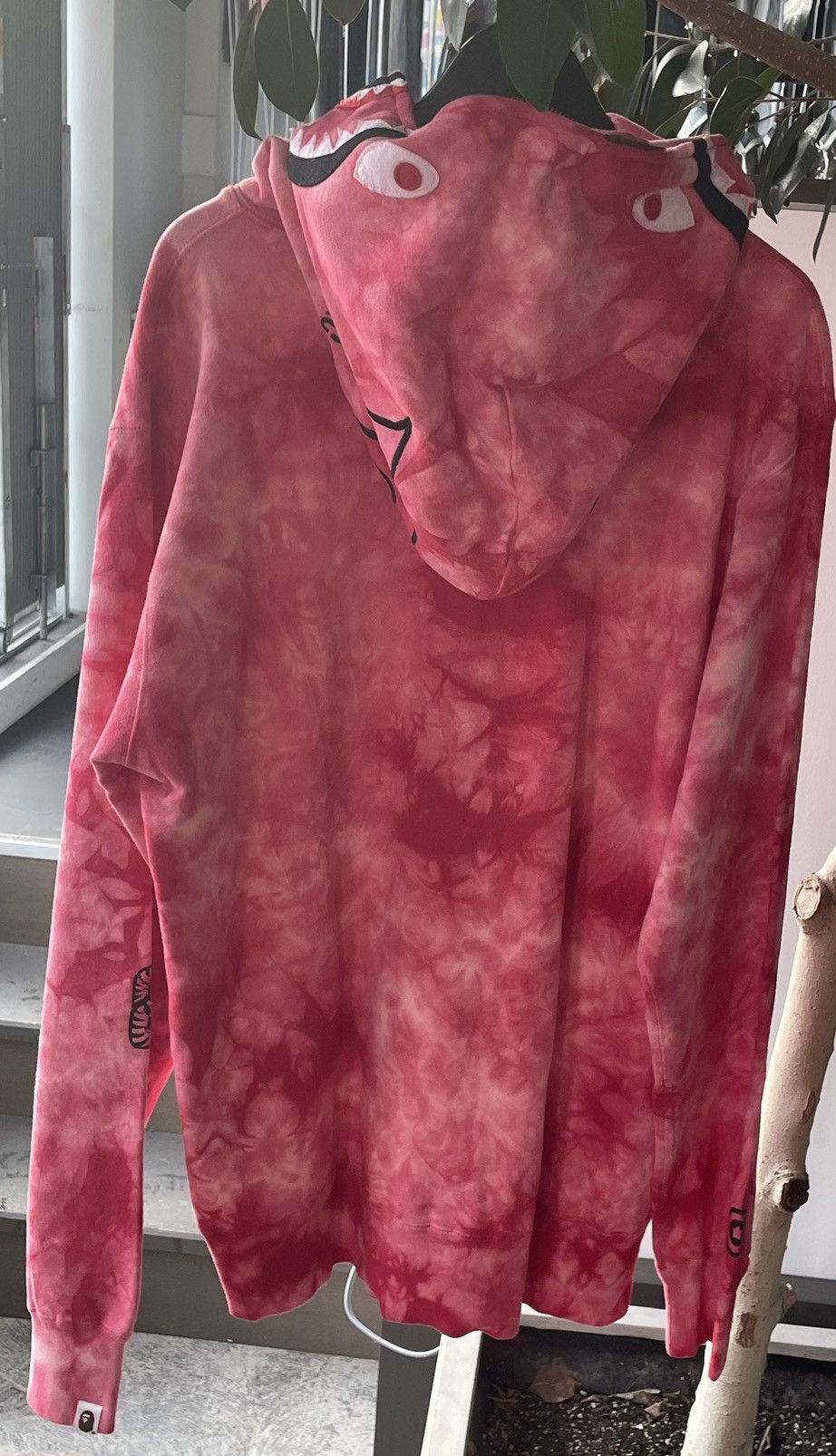 Bape Bape Tie Dye Shark Full Zip Wide Hoodie Red Size US XXL / EU 58 / 5 - 5 Thumbnail