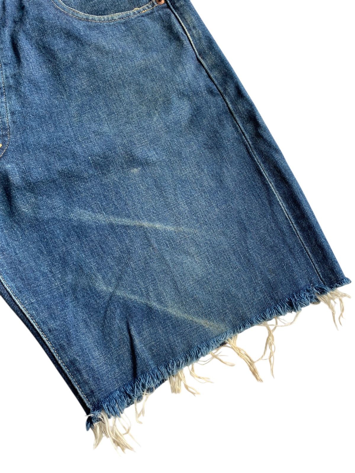 Levi's VINTAGE LEVIS BIG E SELVEDGE J22 BUTTON FLY SHORT DENIM Size US 34 / EU 50 - 13 Thumbnail