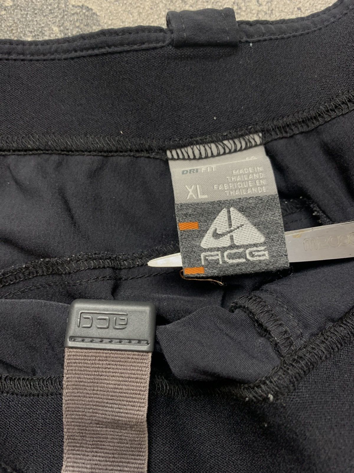 Nike ACG 🐍SOLD🐍 Y2k Nike ACG All Condition Gear Big Logo Shorts Size US 35 - 7 Thumbnail