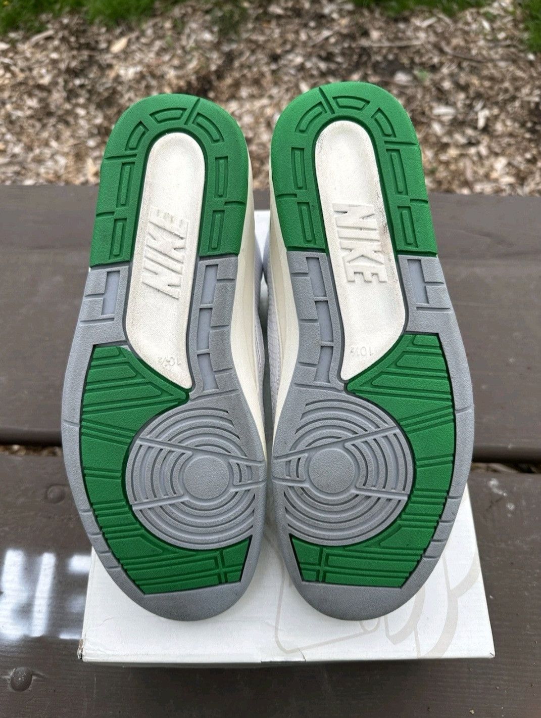 Jordan Brand Nike Air Jordan Retro 2 Lucky Green DR8884103 Size 10.5 Men Size US 10.5 / EU 43-44 - 6 Thumbnail