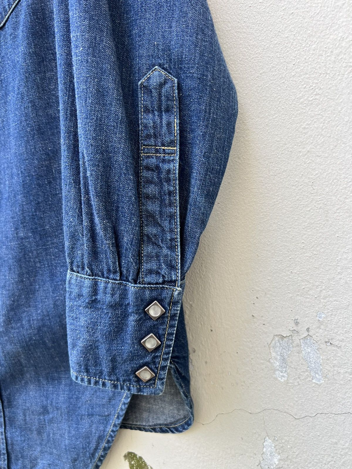 Levi's Vintage Clothing × Vintage Vintage 2000 LVC Levi’s Short Horn Denim Western Shirt Size US M / EU 48-50 / 2 - 8 Thumbnail