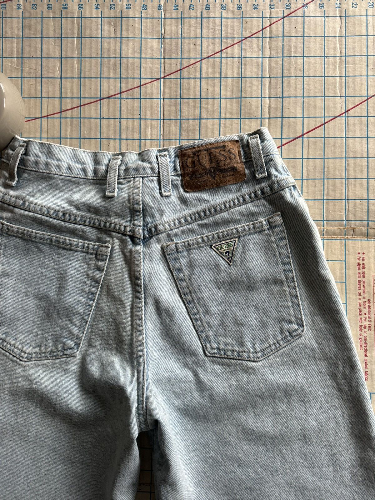 Guess × Vintage Vintage Guess Jean Shorts Men’s Size 28 Light Stonewashed Size US 28 / EU 44 - 12 Thumbnail