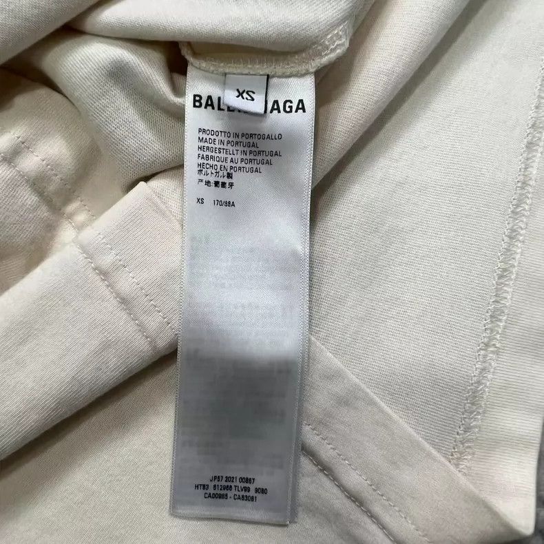 Balenciaga Balenciaga Embroidered short sleeve new style. Size xs Size US XS / EU 42 / 0 - 5 Thumbnail