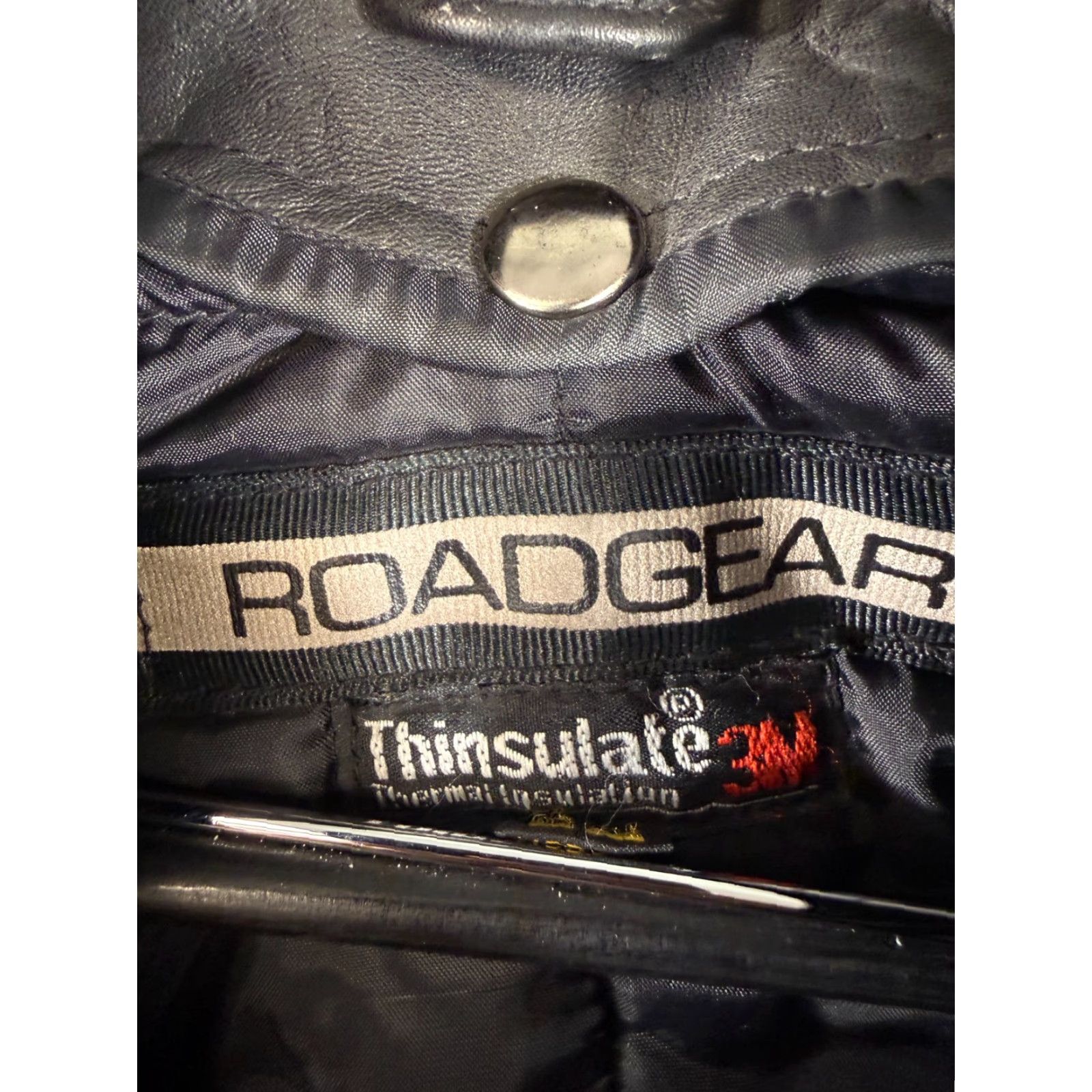 Vintage RoadGear Motorcycle Jacket Mens 52 Black Leather Thinsulate Lined Biker Riding Size US L / EU 52-54 / 3 - 6 Thumbnail