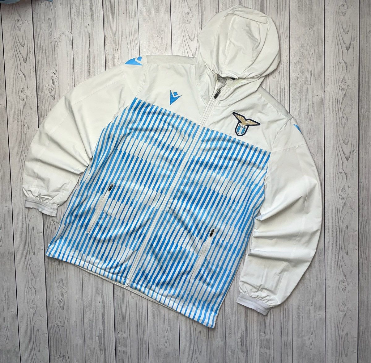 Vintage Vintage Lazio soccer jacket macron size XXL white logo Size US XXL / EU 58 / 5 - 1 Thumbnail