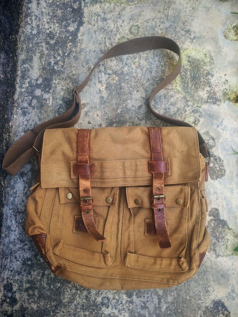 Japanese Brand Back Number Canvas Leather Messenger Belstaff Vibe Size ONE SIZE - 1 Thumbnail