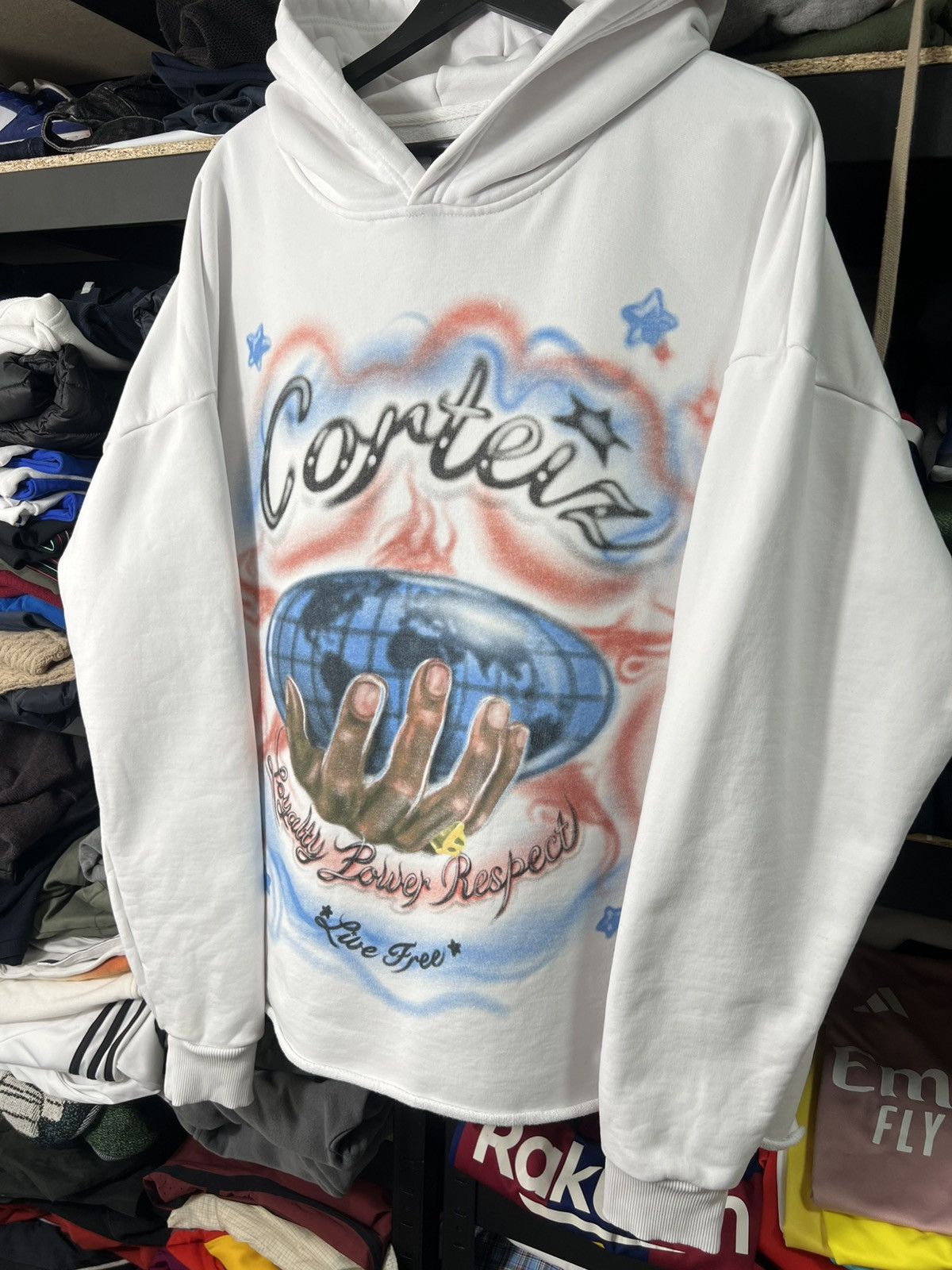 Corteiz Corteiz x Barriers Hoodie White Size XL Airbrush Graphic Size US XL / EU 56 / 4 - 2 Thumbnail
